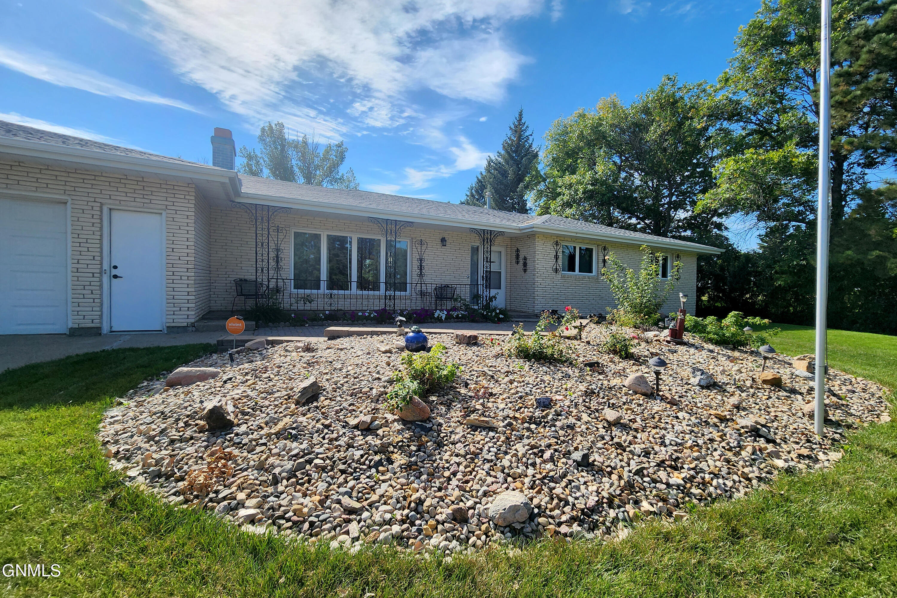 2027 Old Red Trail NW