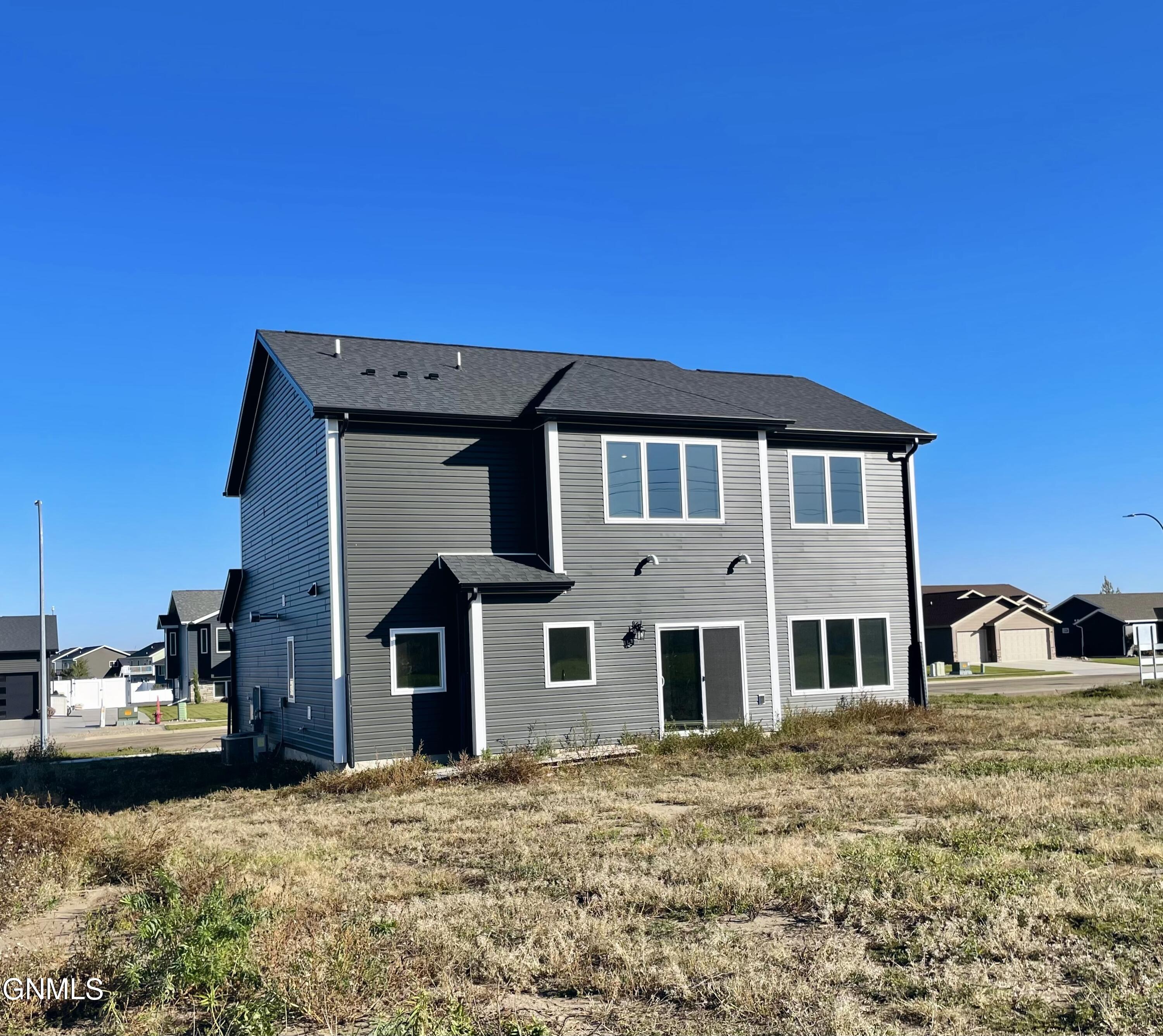 701 Cobblestone Loop SW