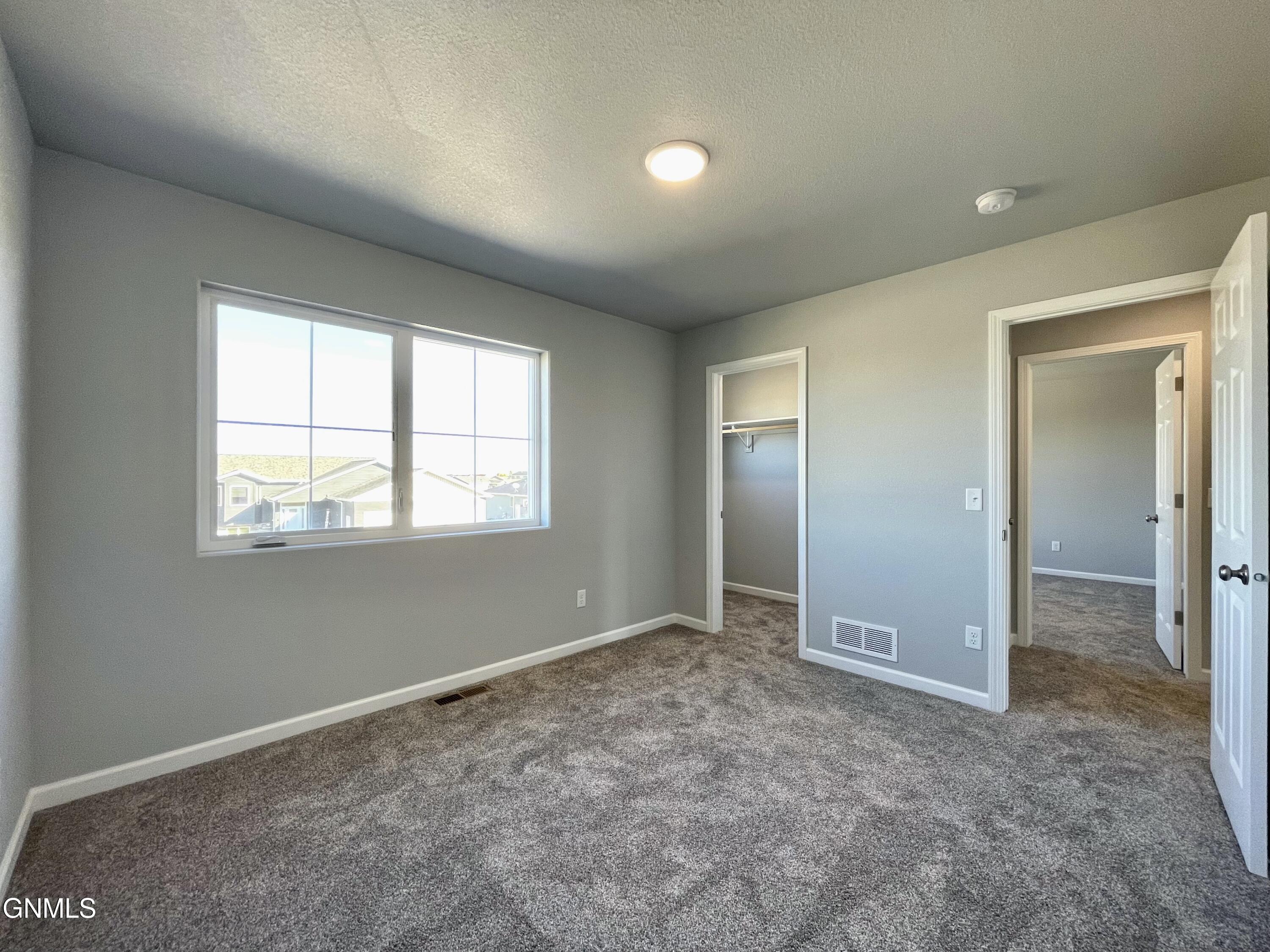 701 Cobblestone Loop SW