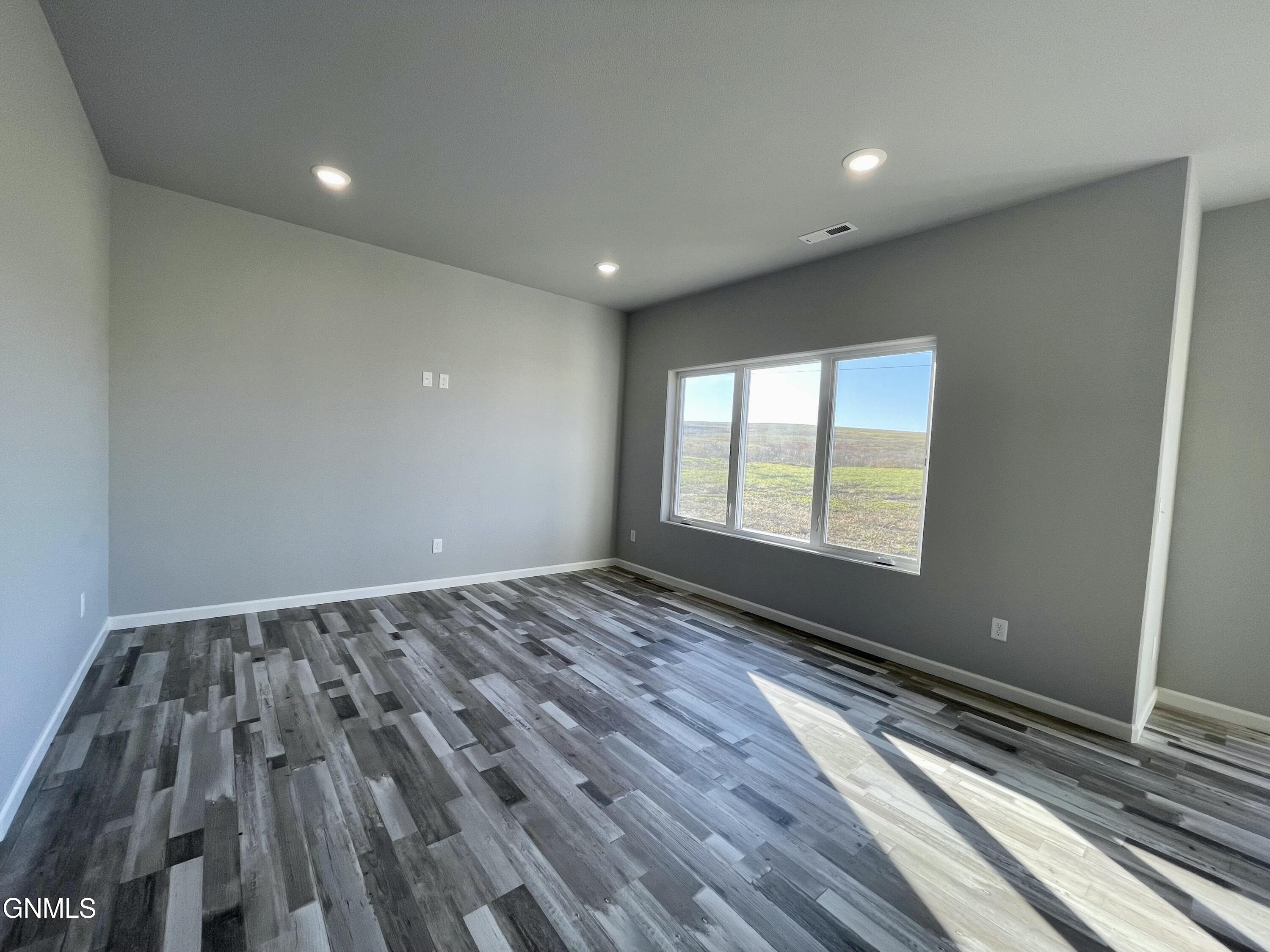 701 Cobblestone Loop SW