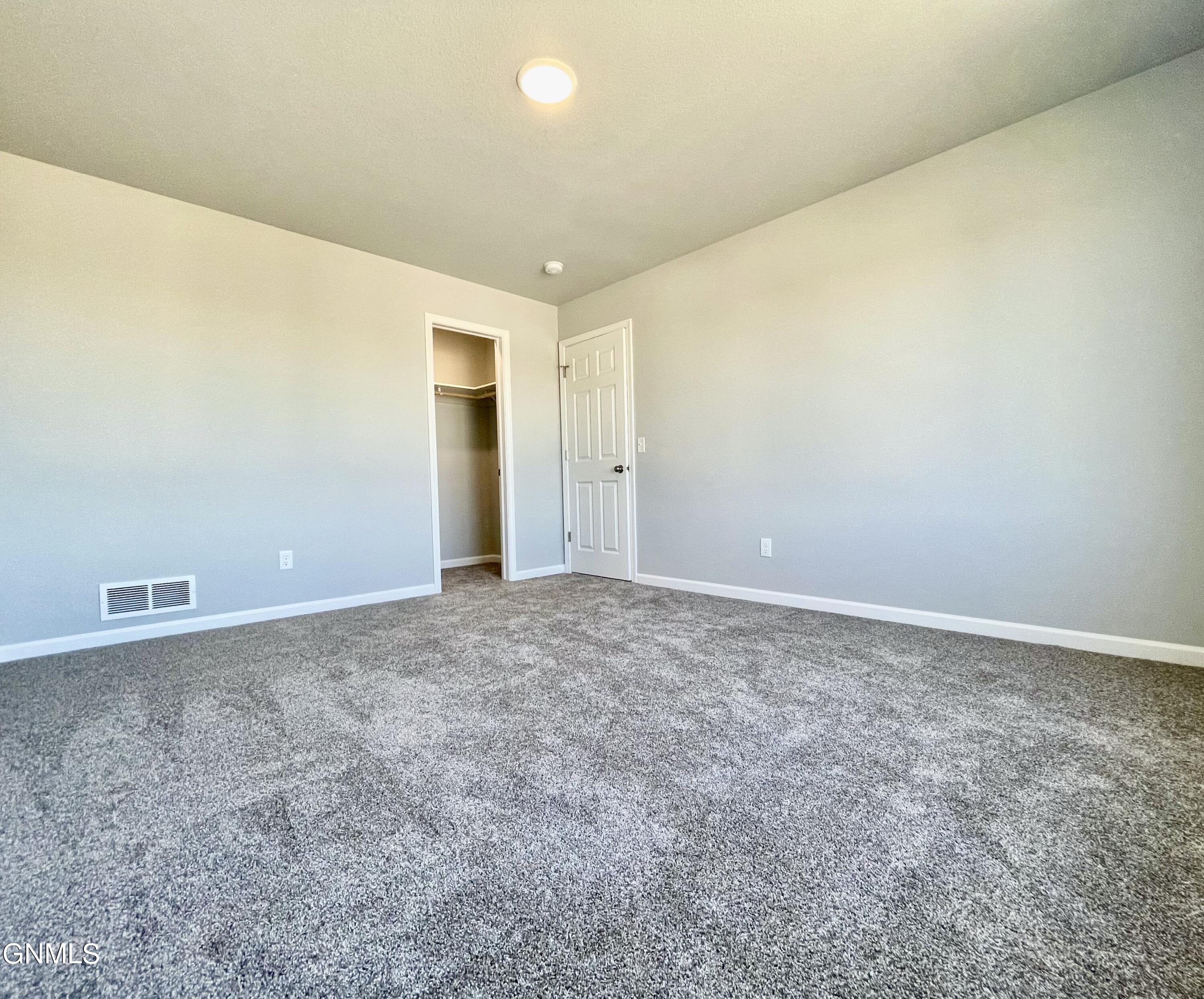 701 Cobblestone Loop SW