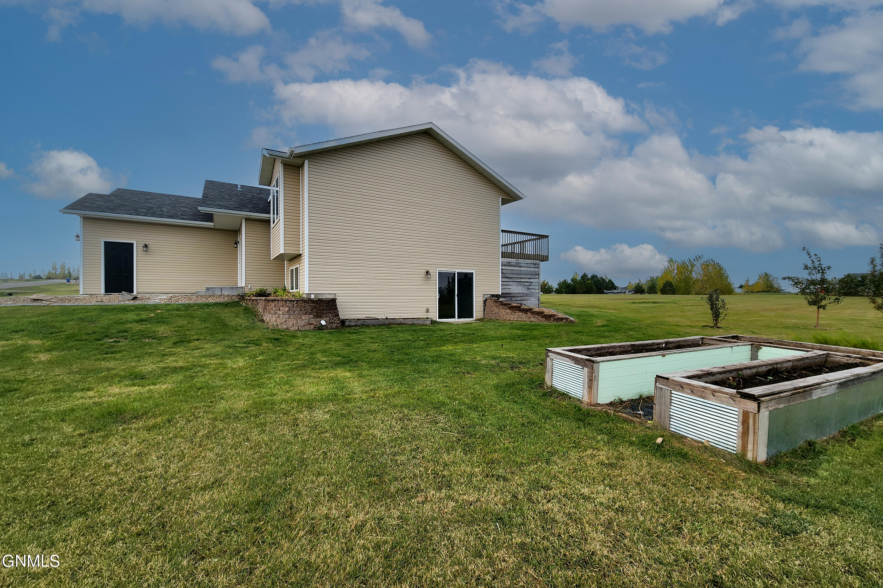 6620 Trademark Drive