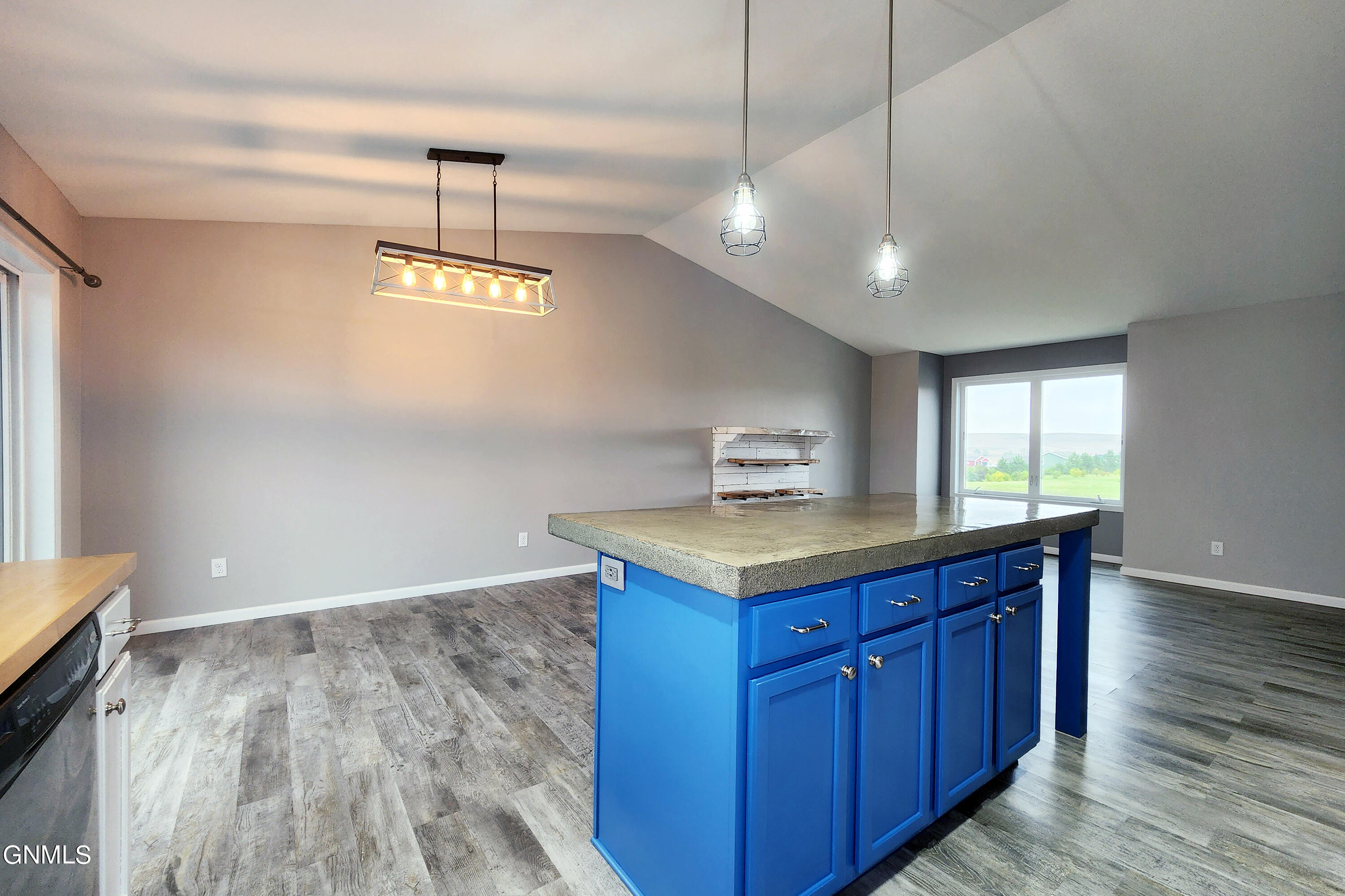 6620 Trademark Drive