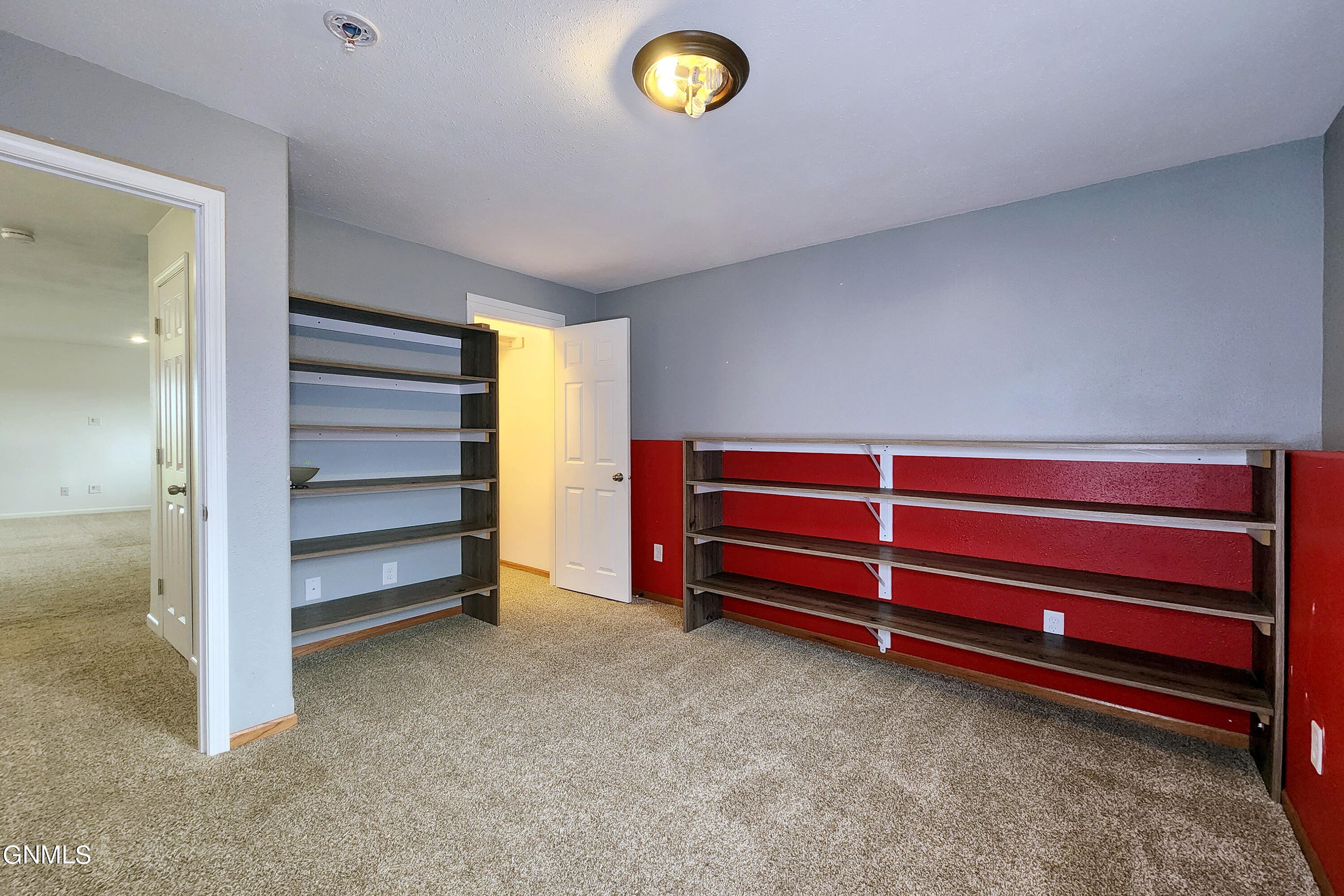 6620 Trademark Drive