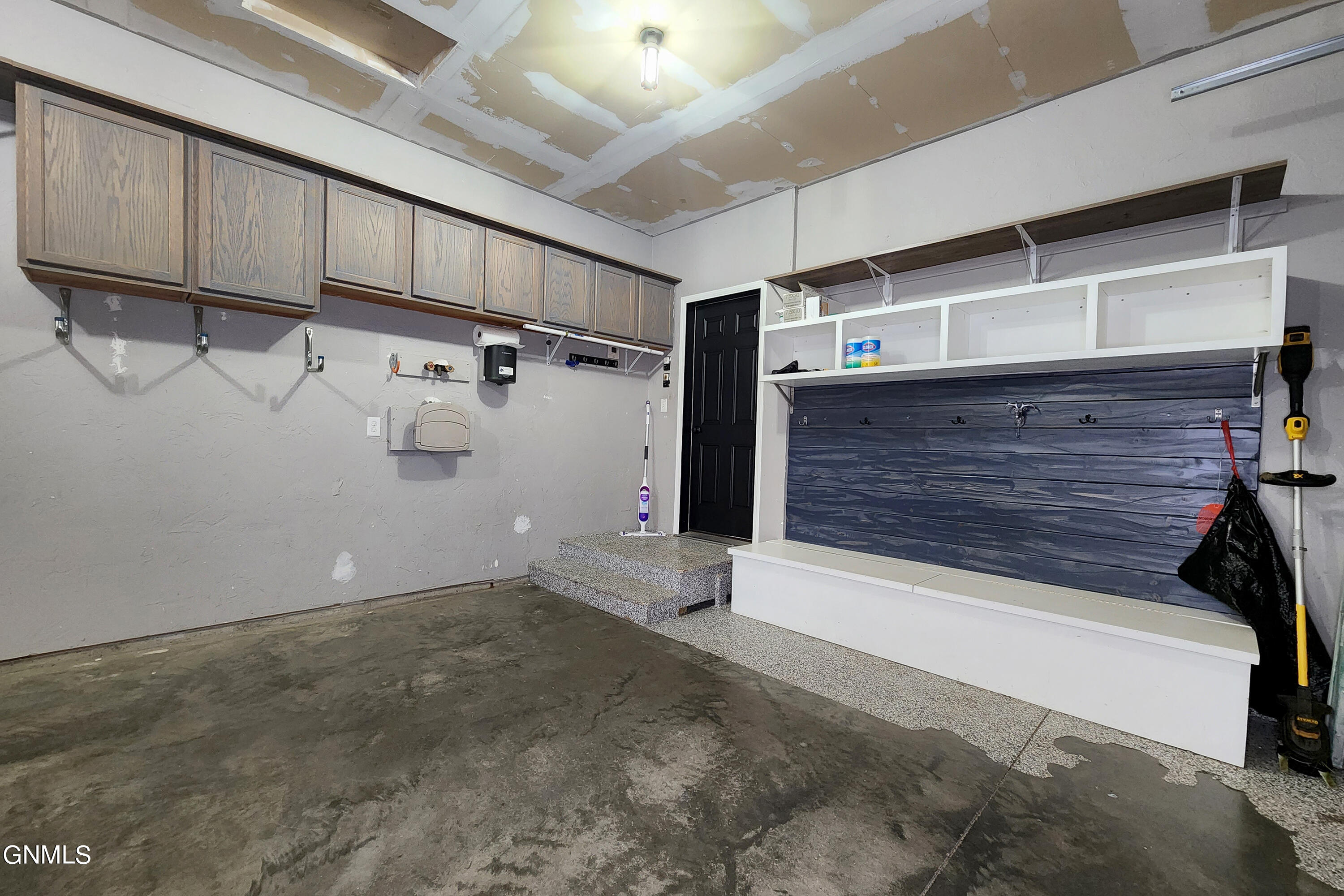 6620 Trademark Drive