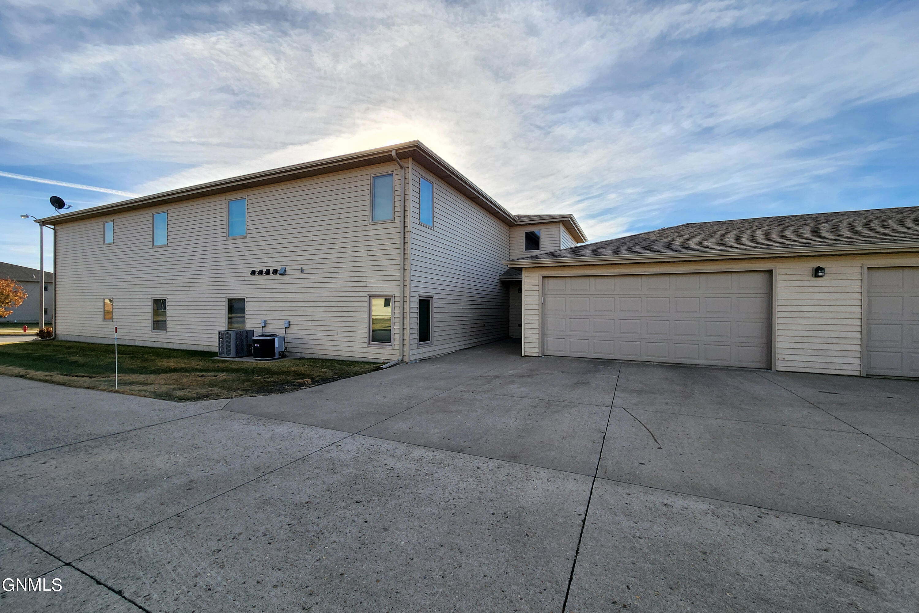 3554 N 19th Street, 2