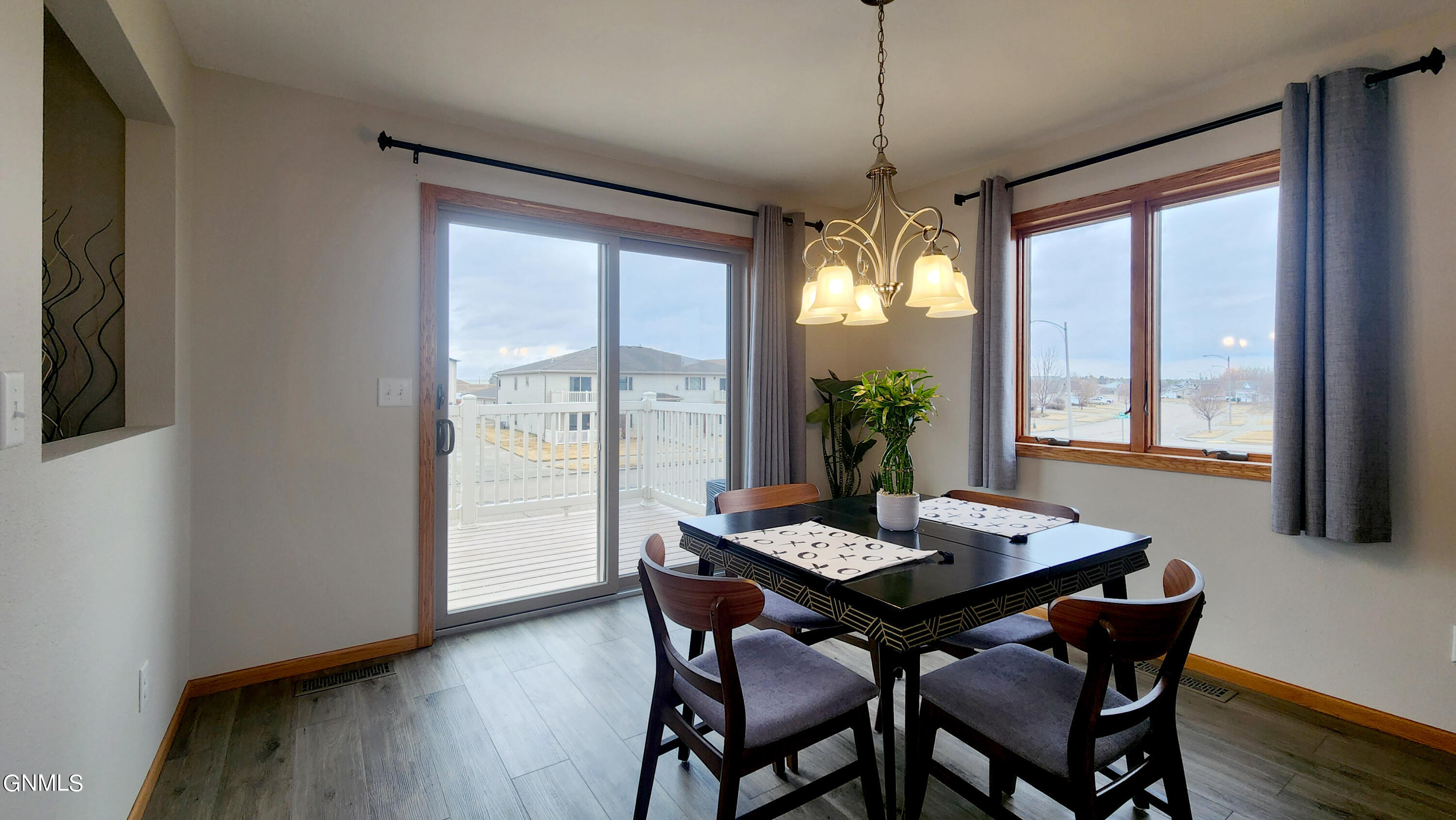 872 San Angelo Drive, 3