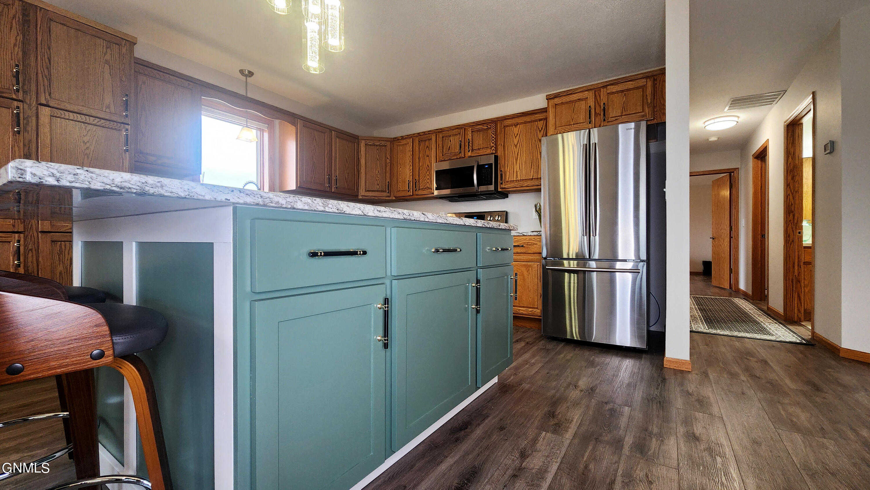 872 San Angelo Drive, 3