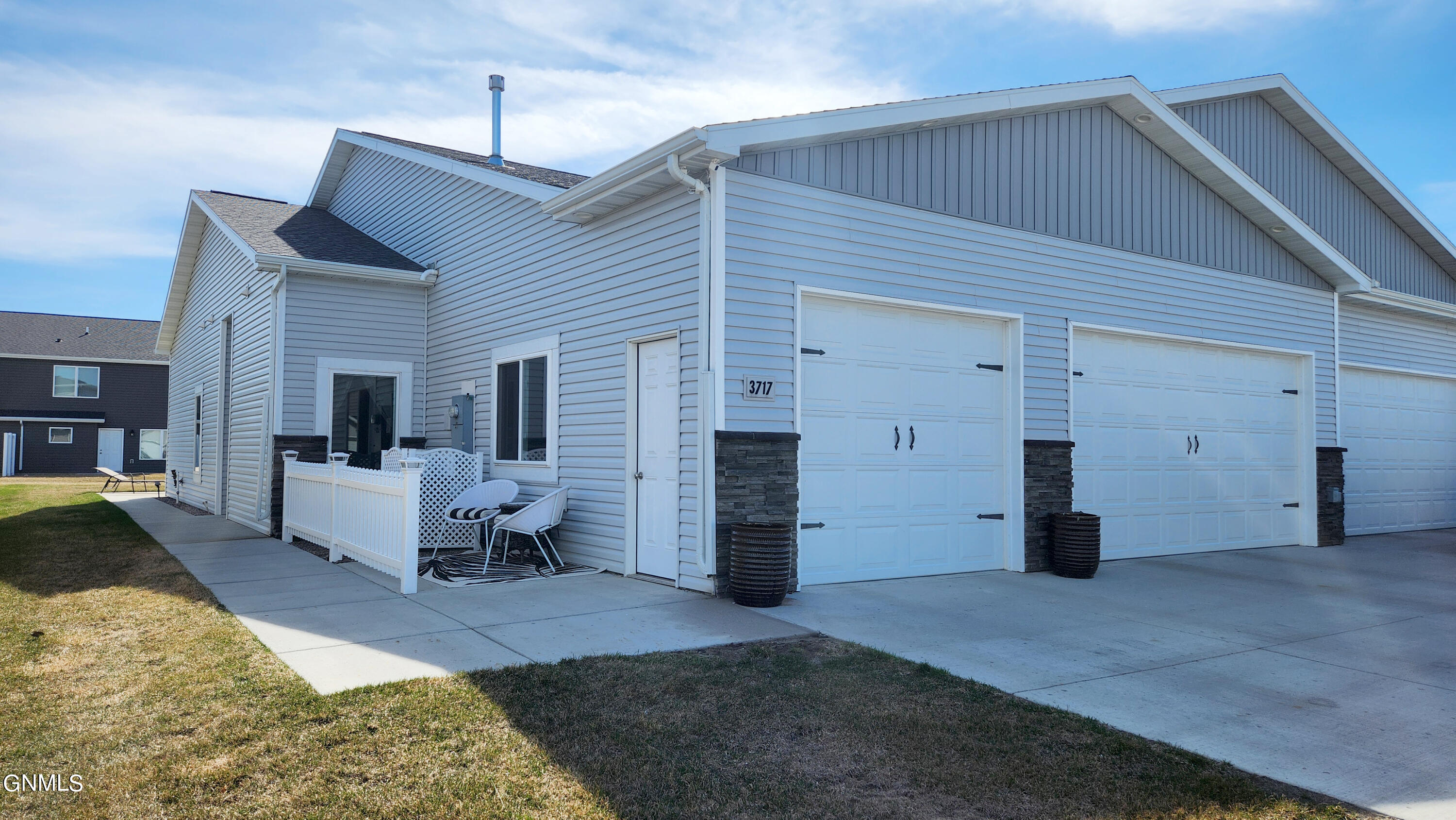 3717 Gale Circle SE