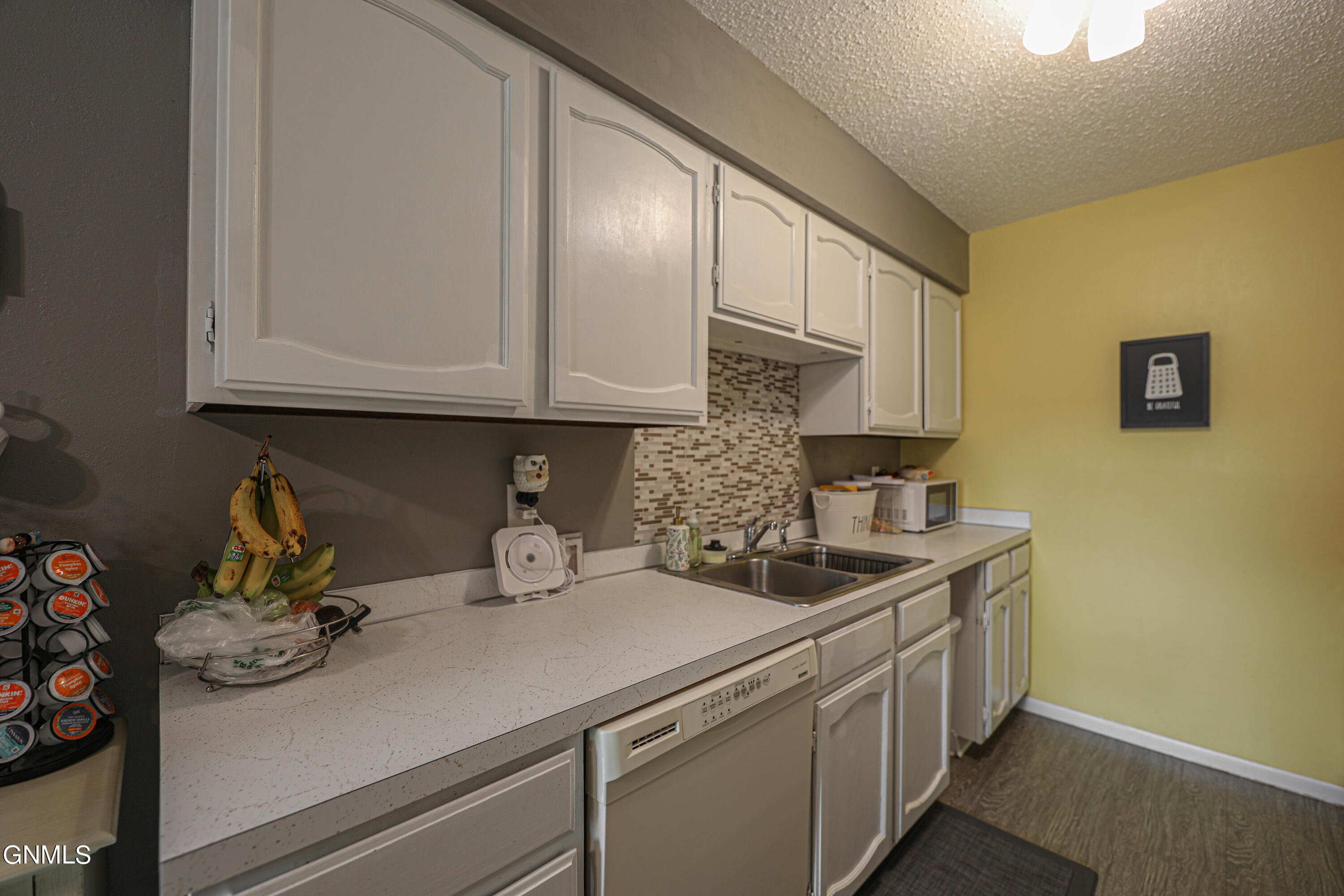 228 West Turnpike Ave, 10