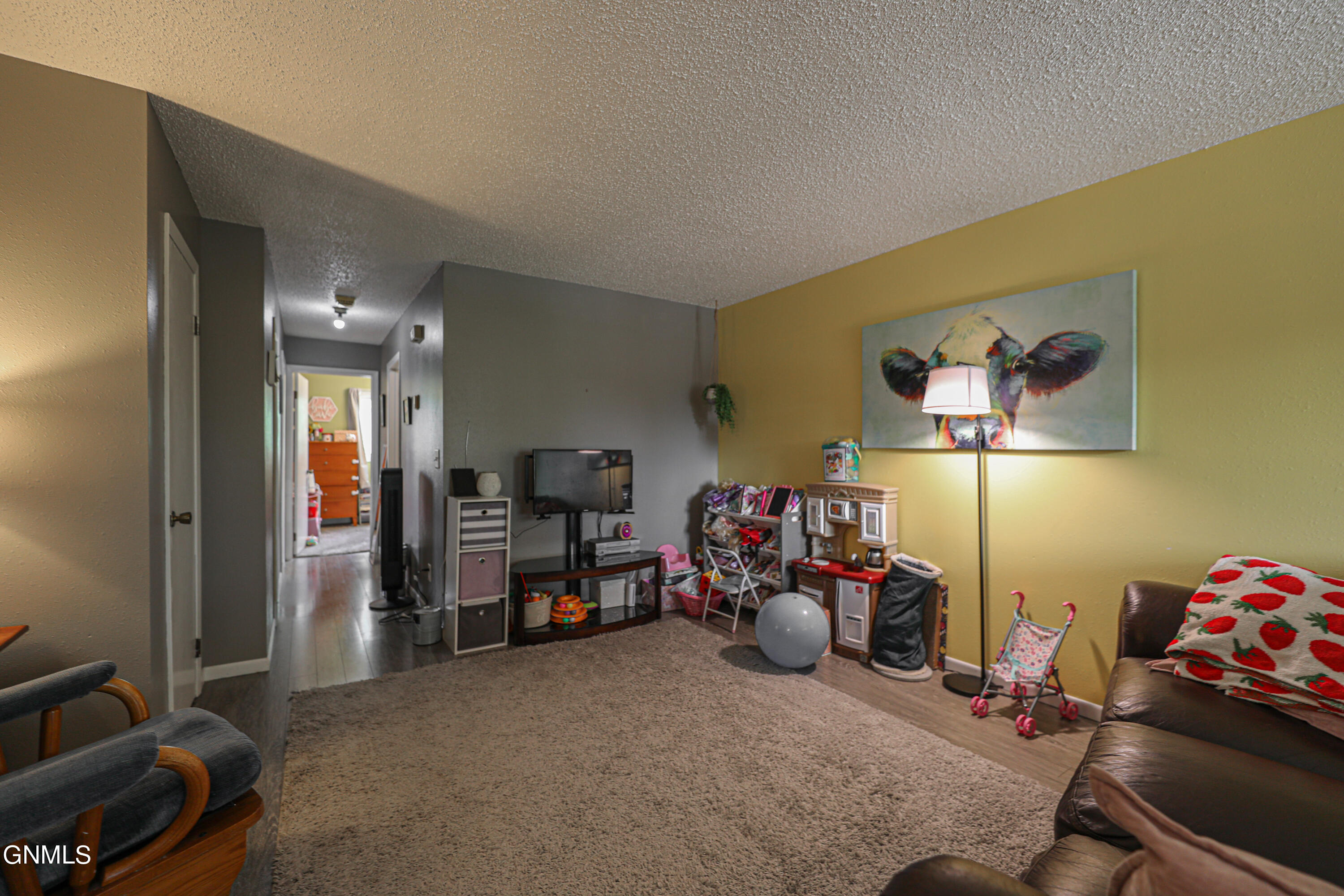 228 West Turnpike Ave, 10