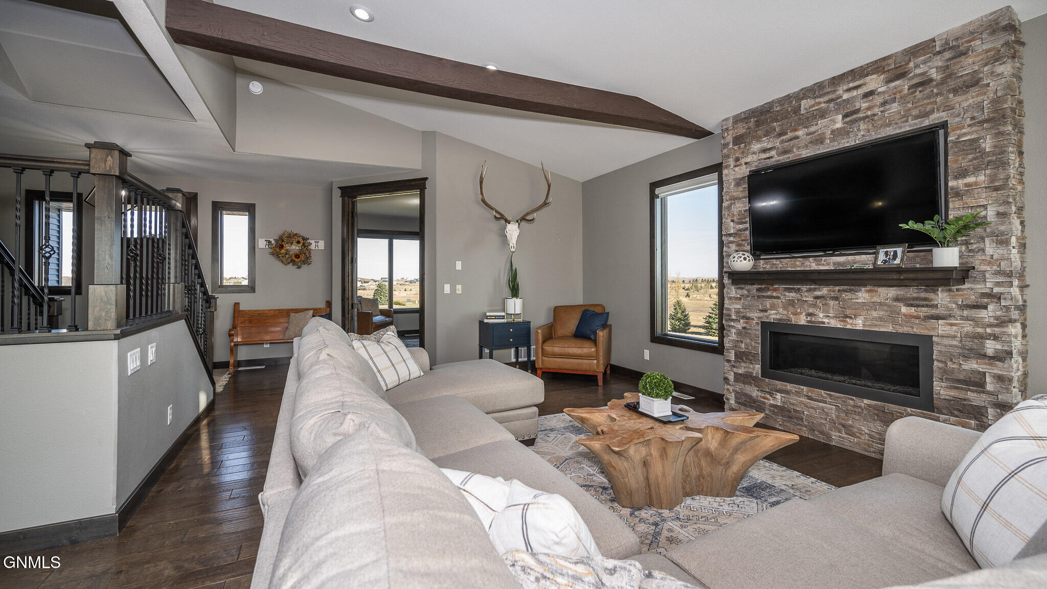 2430 Roberta Drive N