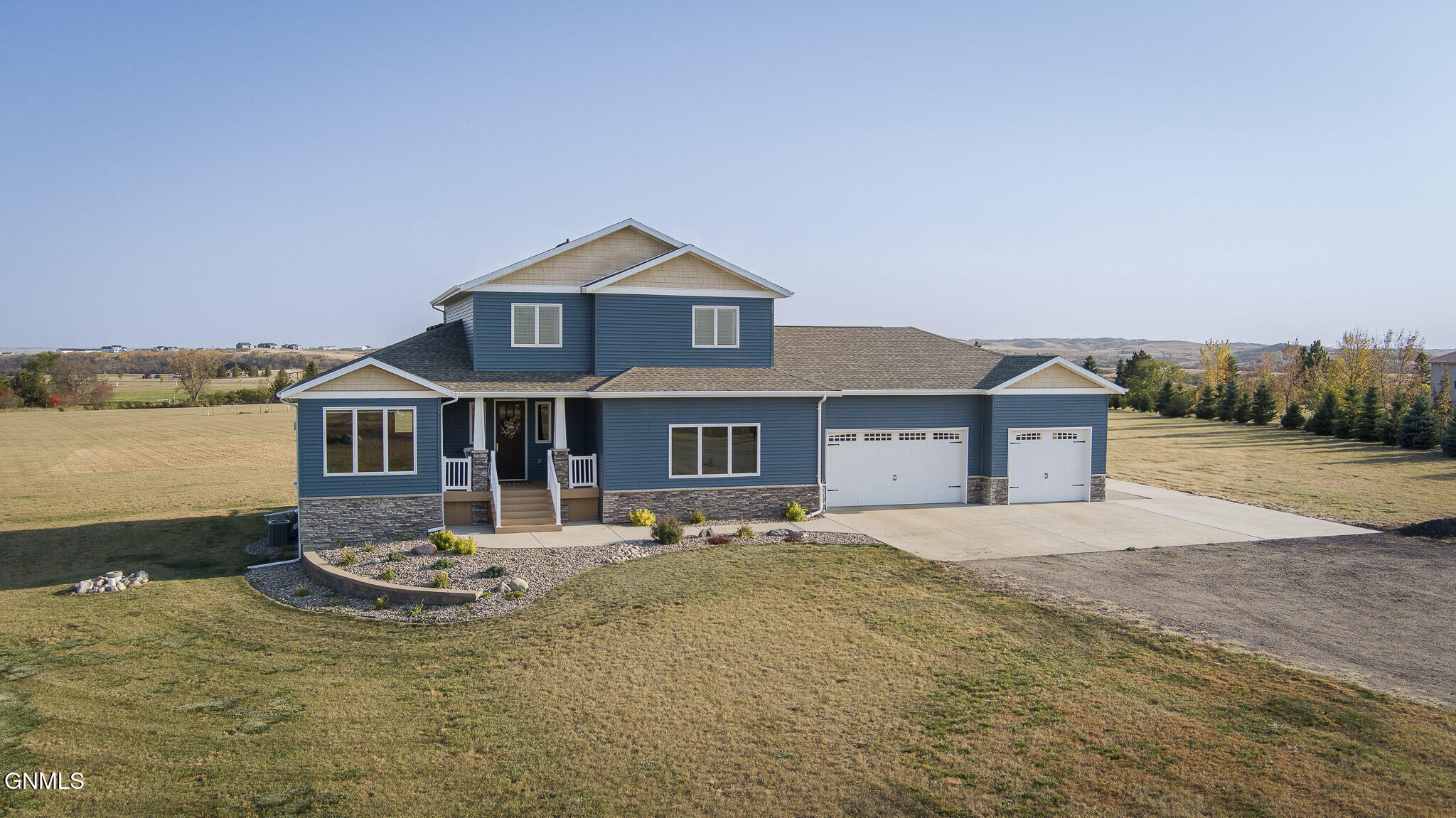 2430 Roberta Drive N