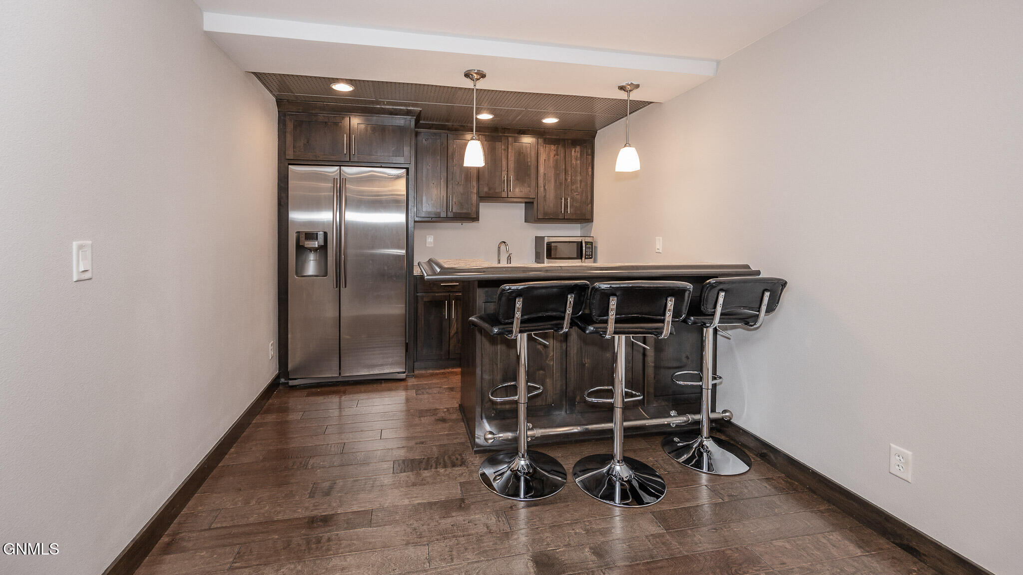 2430 Roberta Drive N