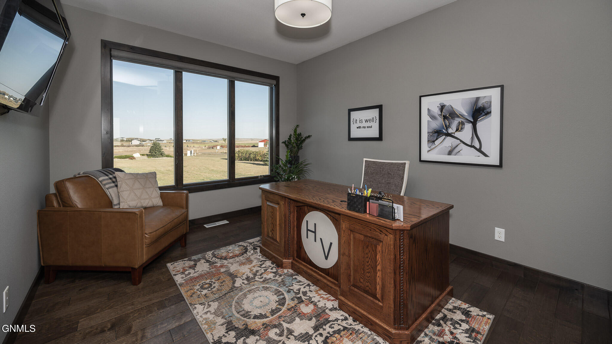 2430 Roberta Drive N