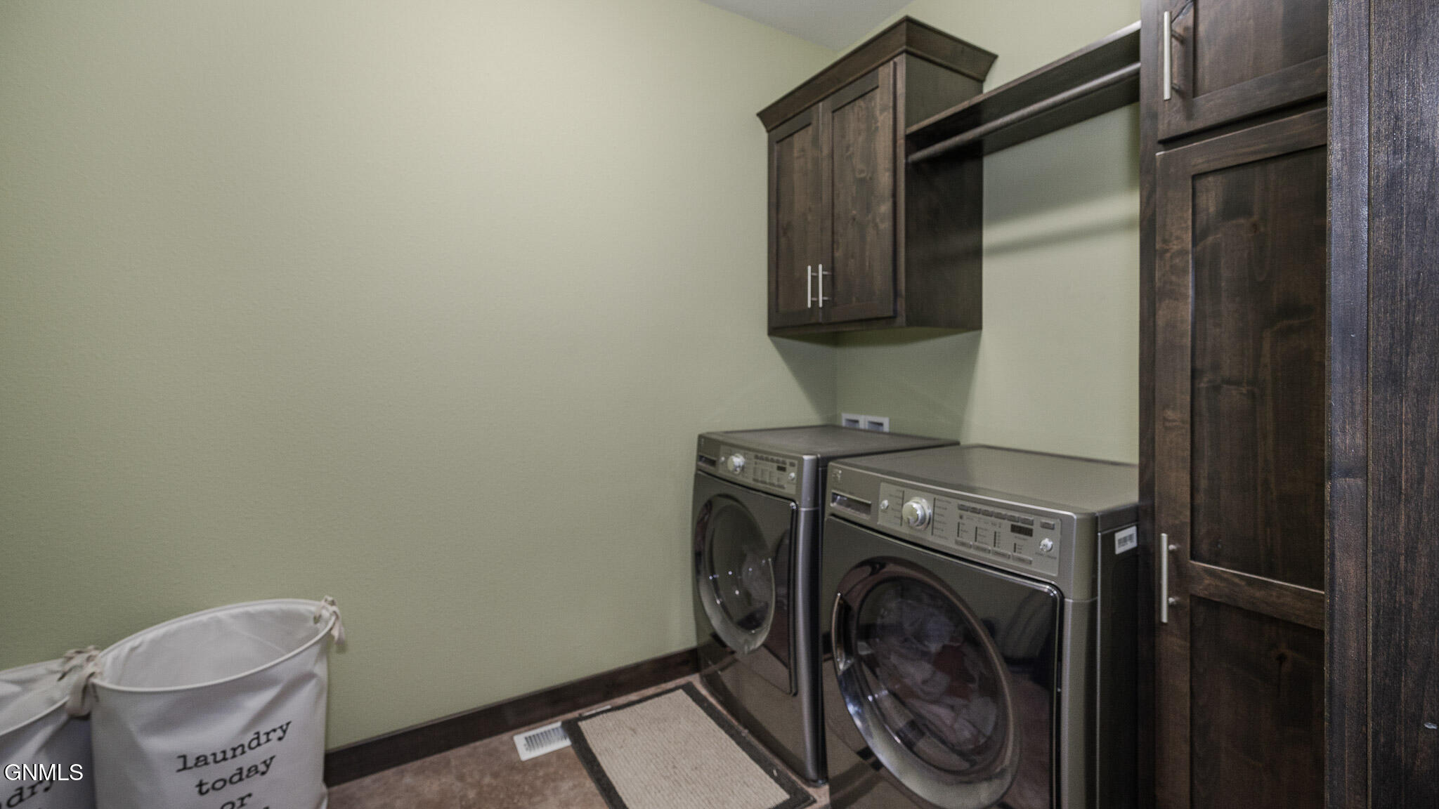 2430 Roberta Drive N