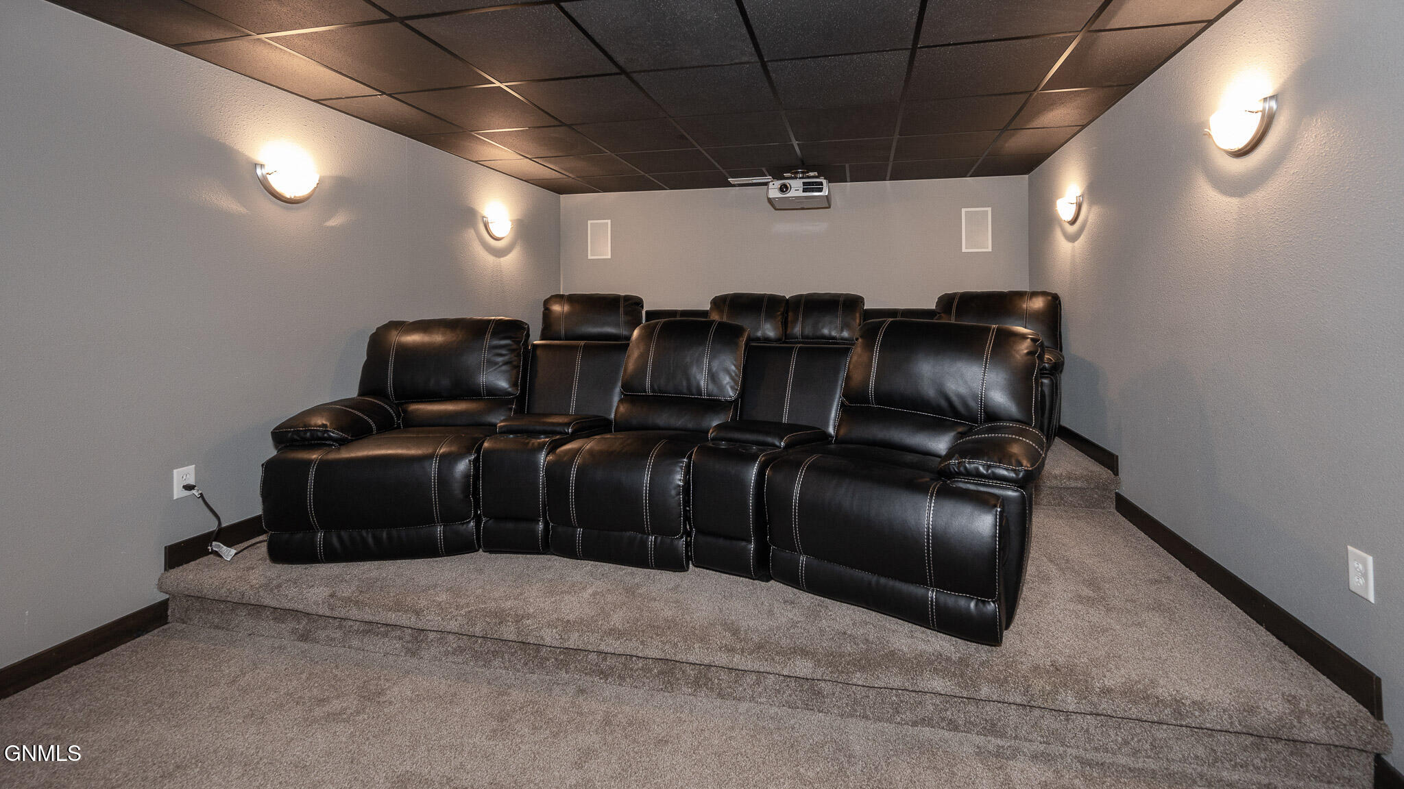 2430 Roberta Drive N