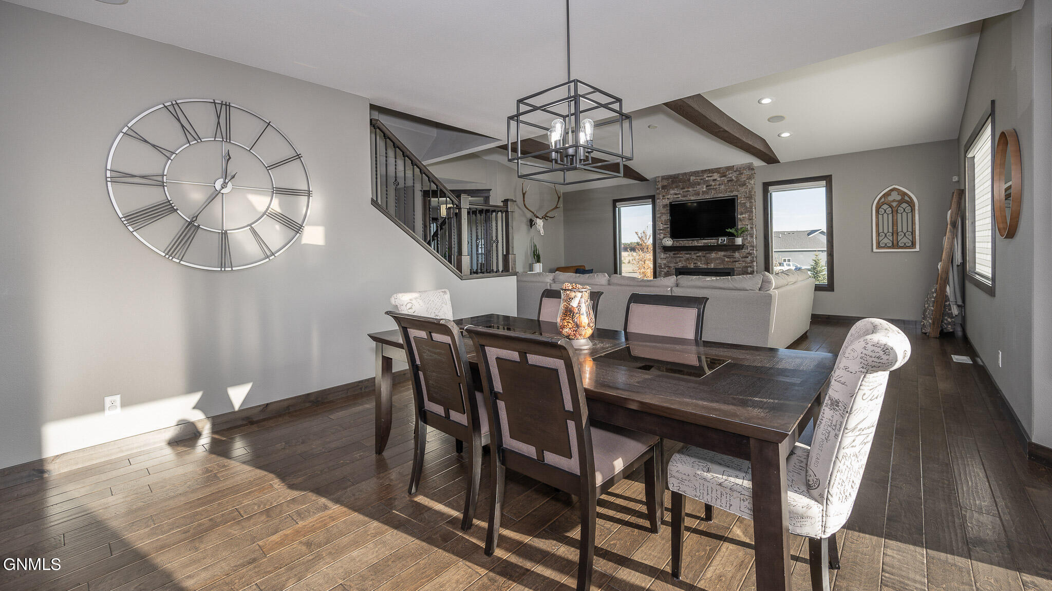 2430 Roberta Drive N