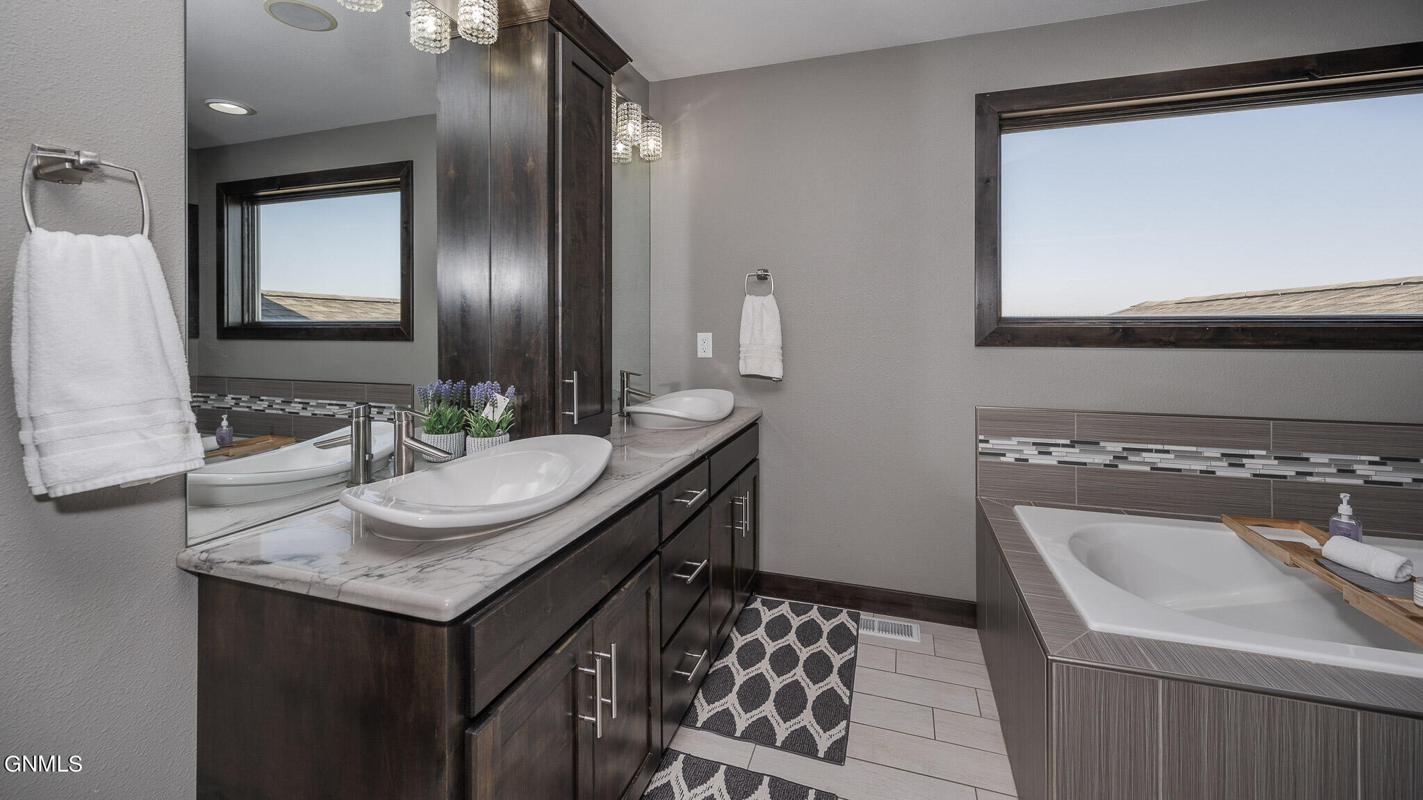 2430 Roberta Drive N