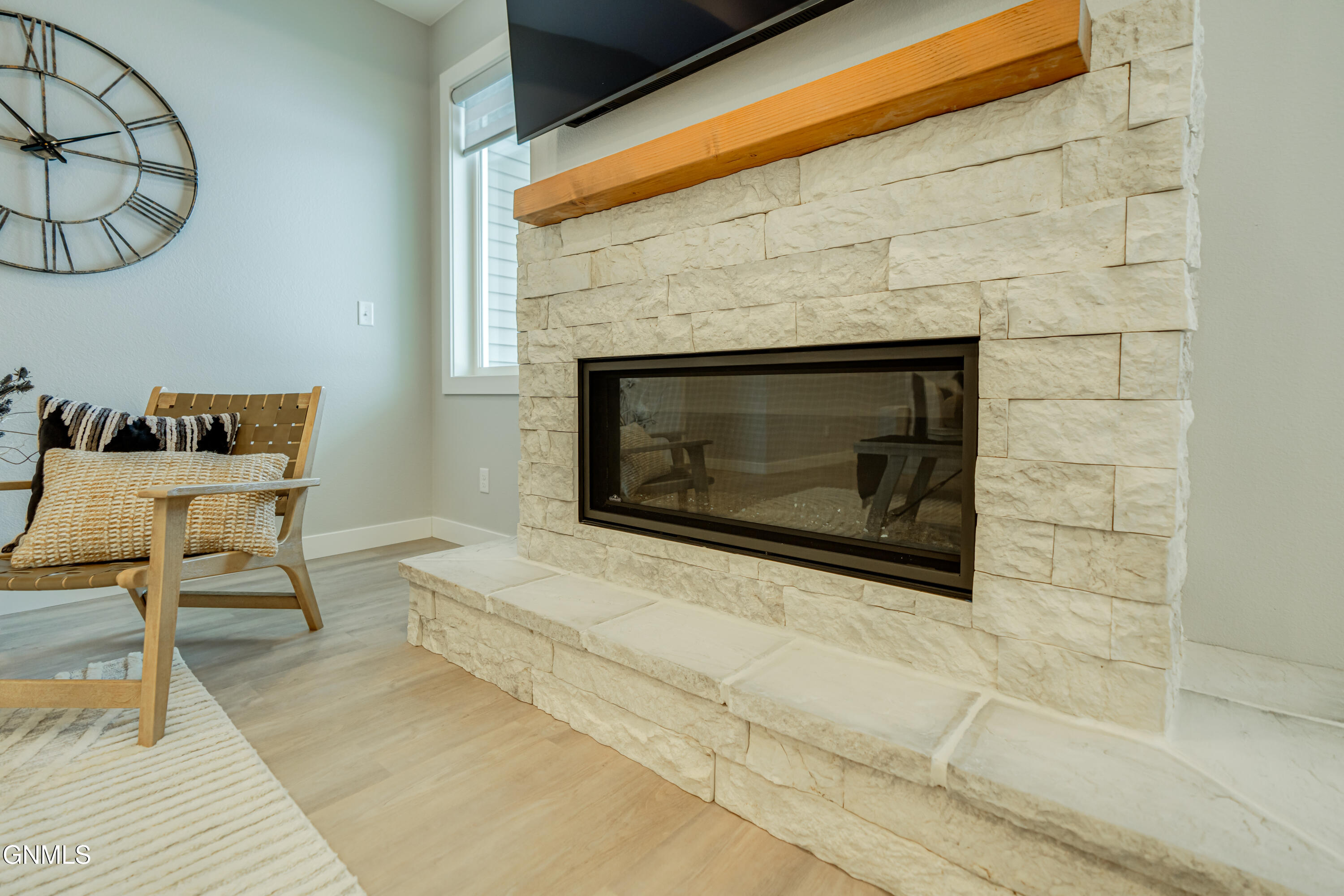 2930 Peach Tree Drive