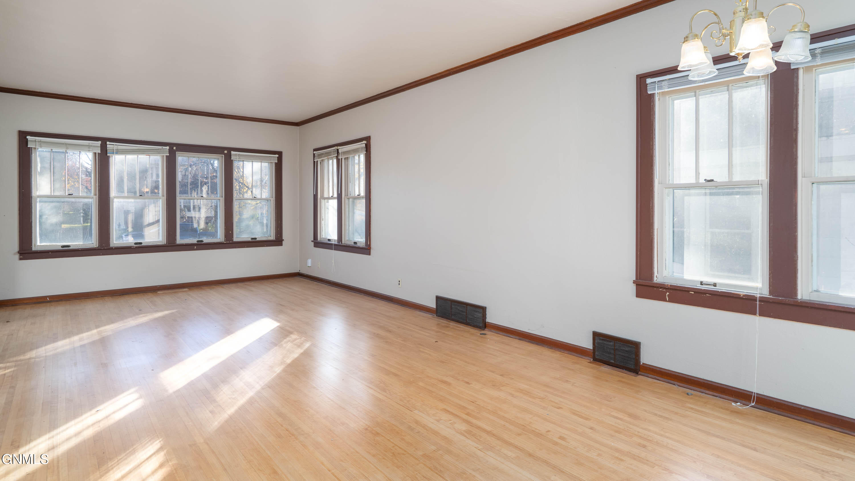 1014 5th Street