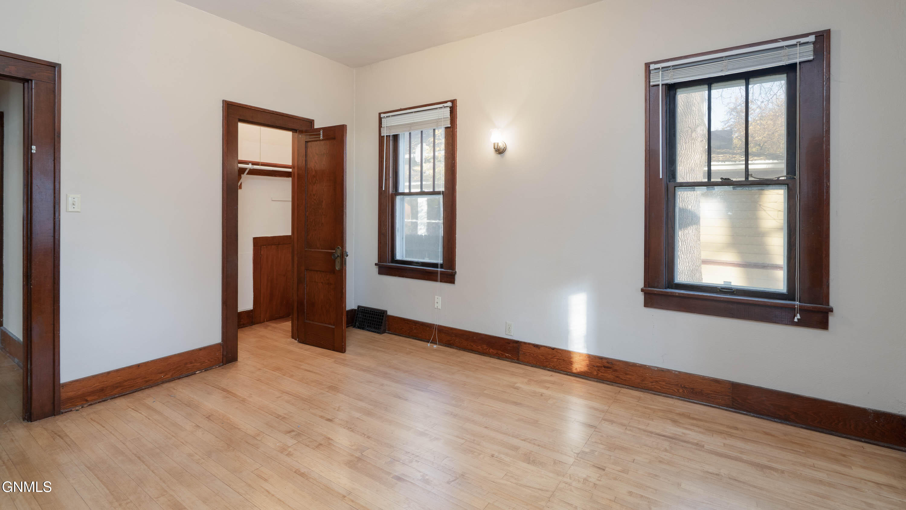 1014 5th Street