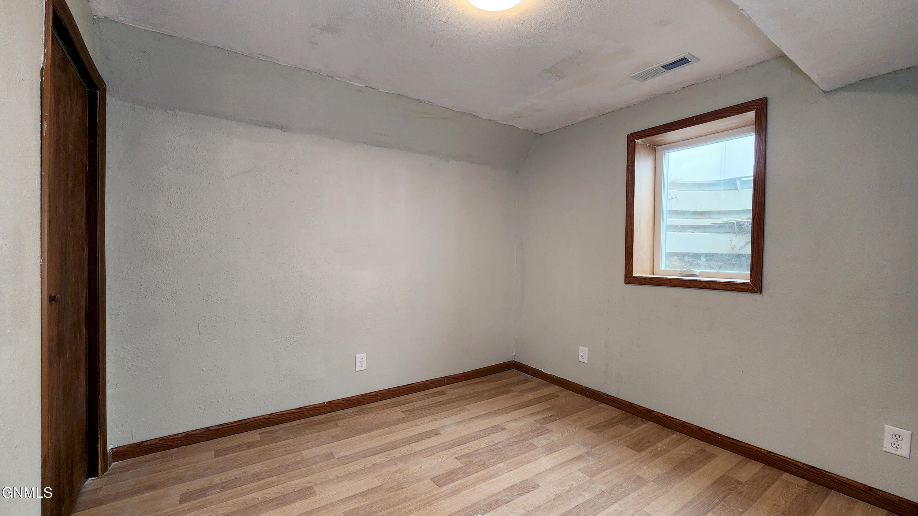 4907 Hitchcock Drive