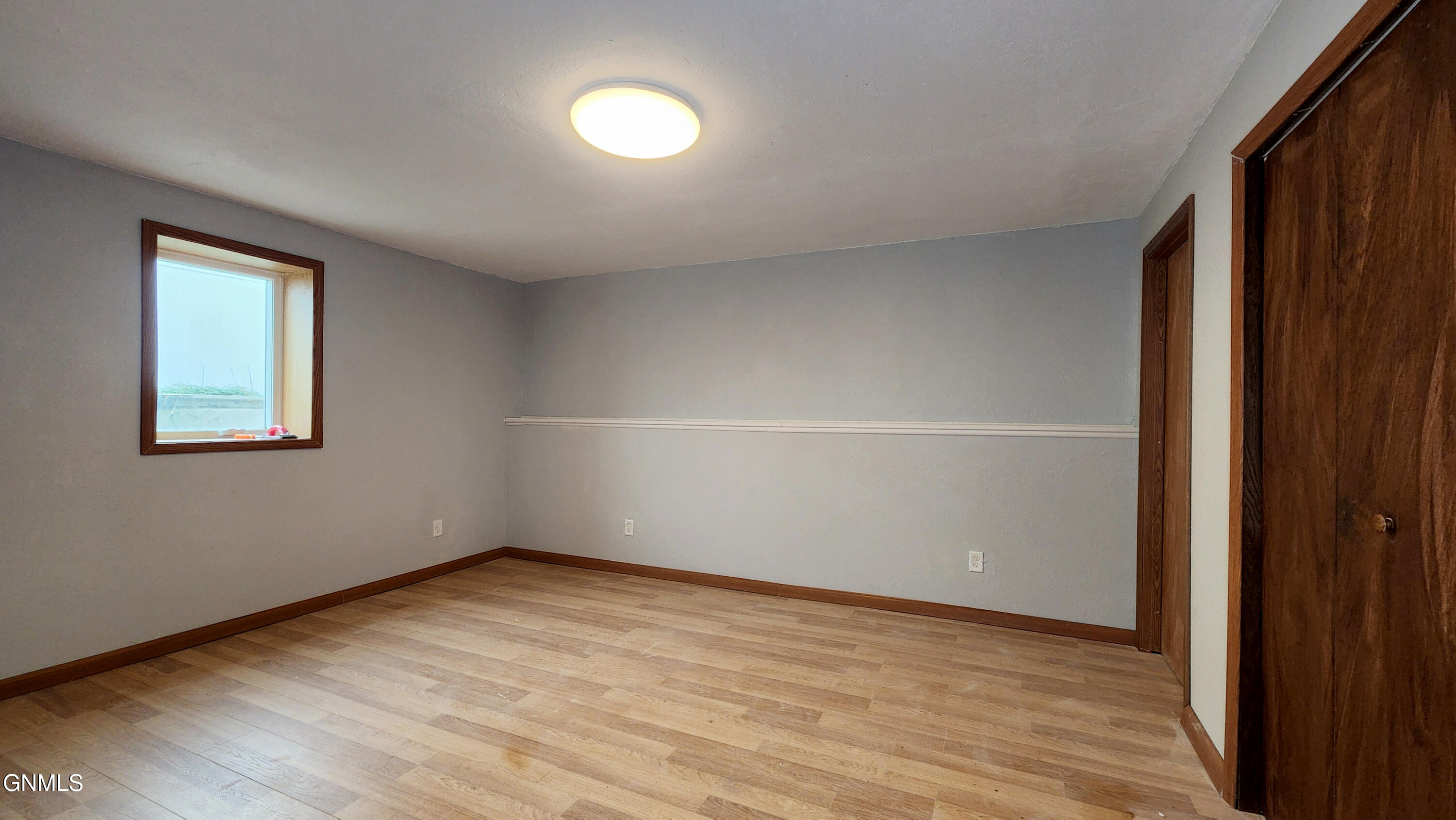 4907 Hitchcock Drive