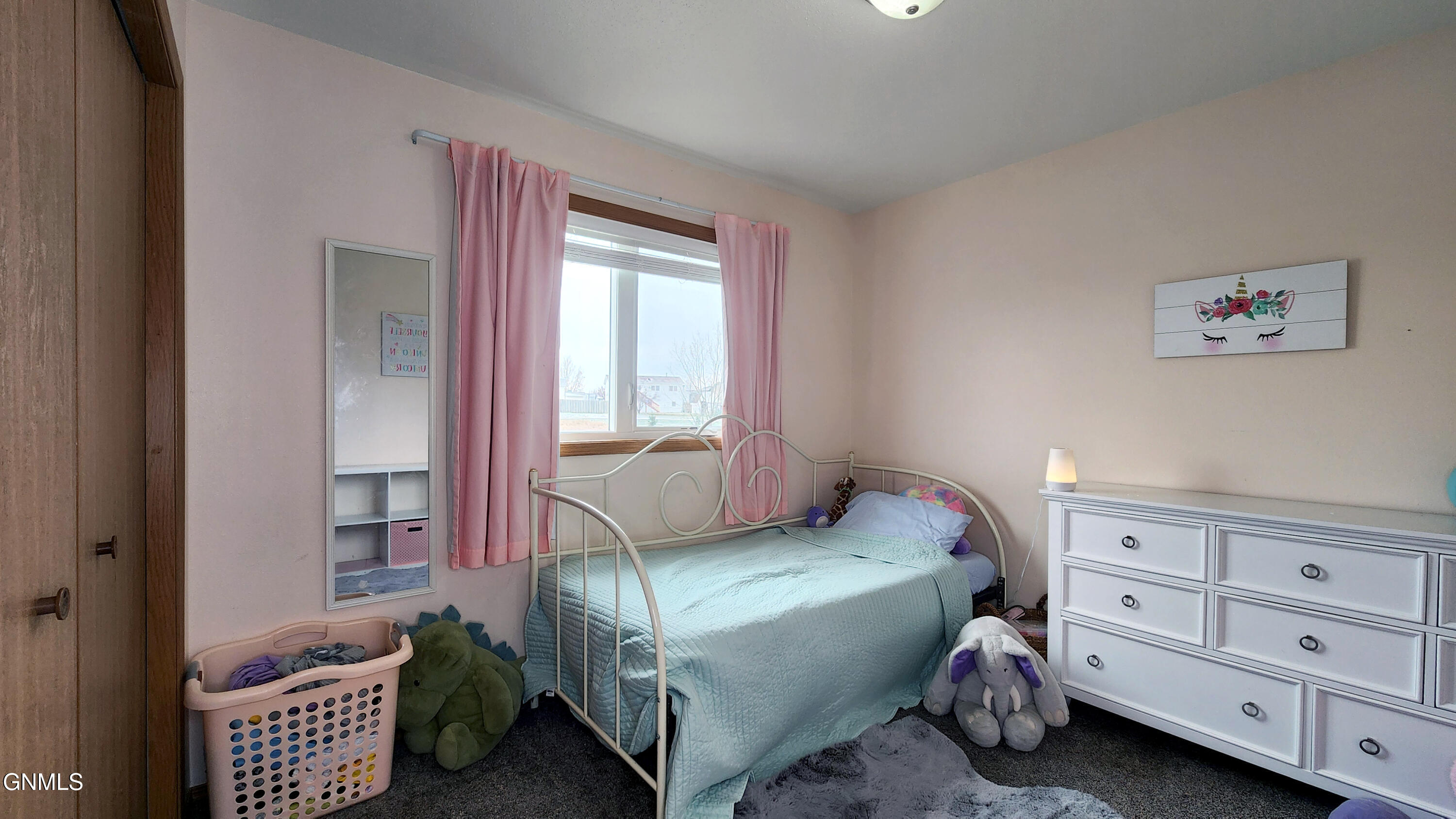 4907 Hitchcock Drive