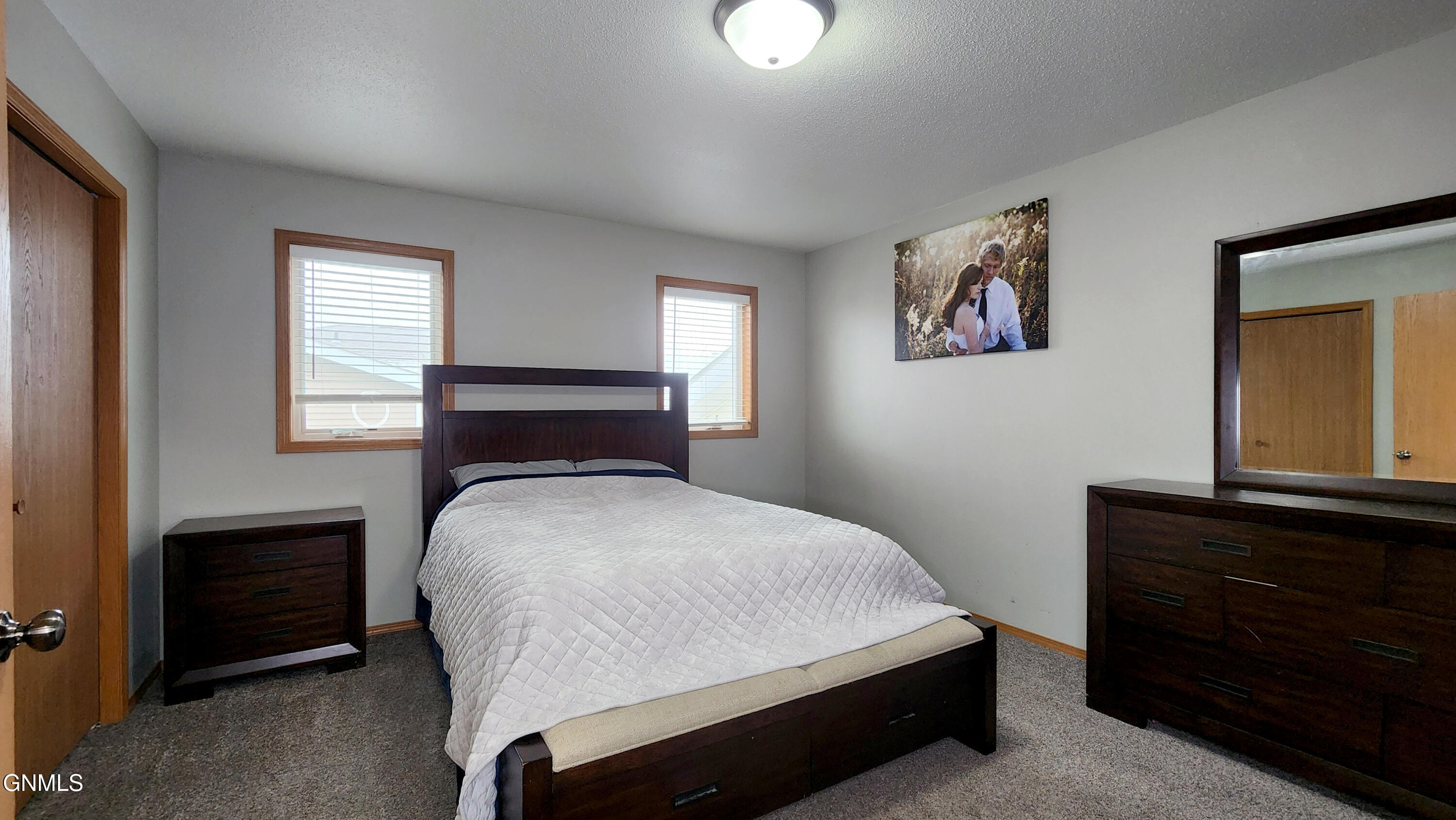 4907 Hitchcock Drive