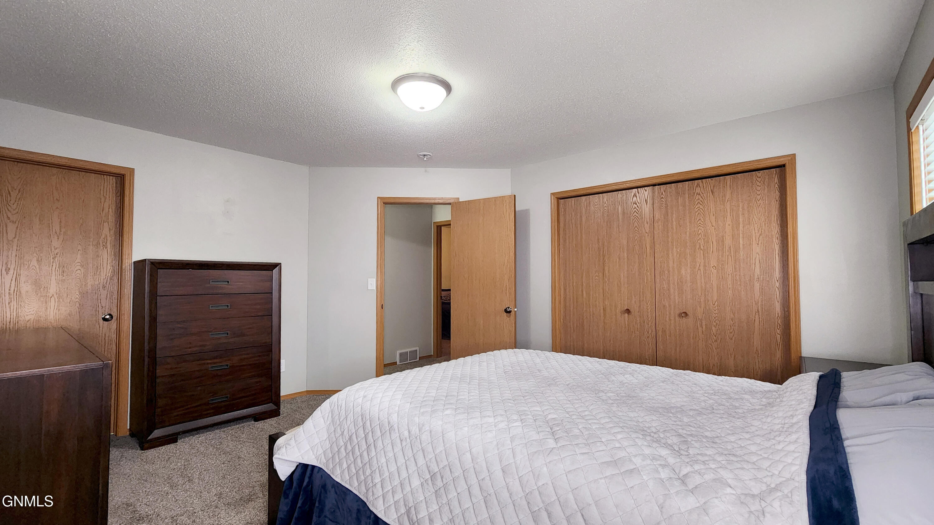 4907 Hitchcock Drive