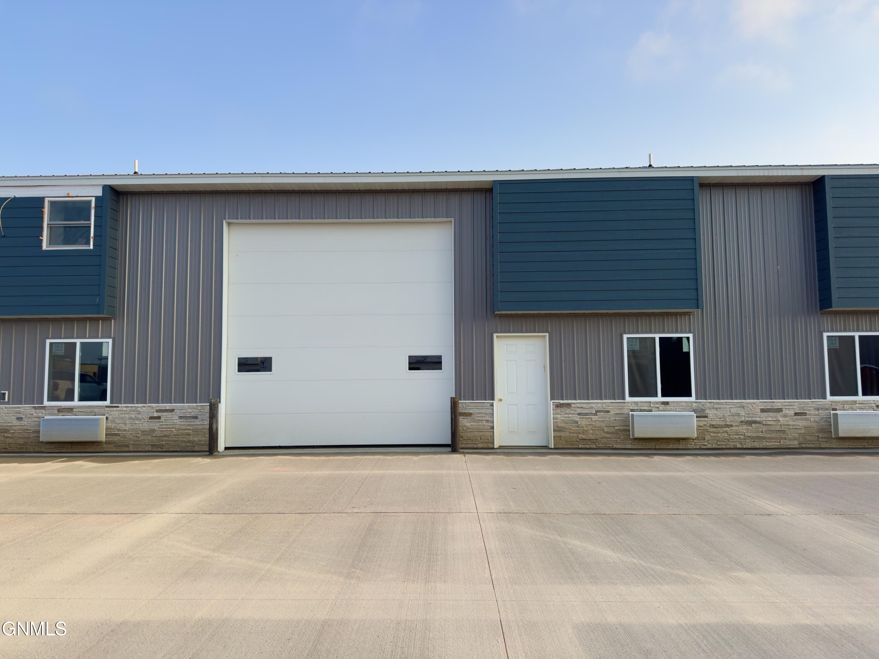 3212 Airway Avenue, 2