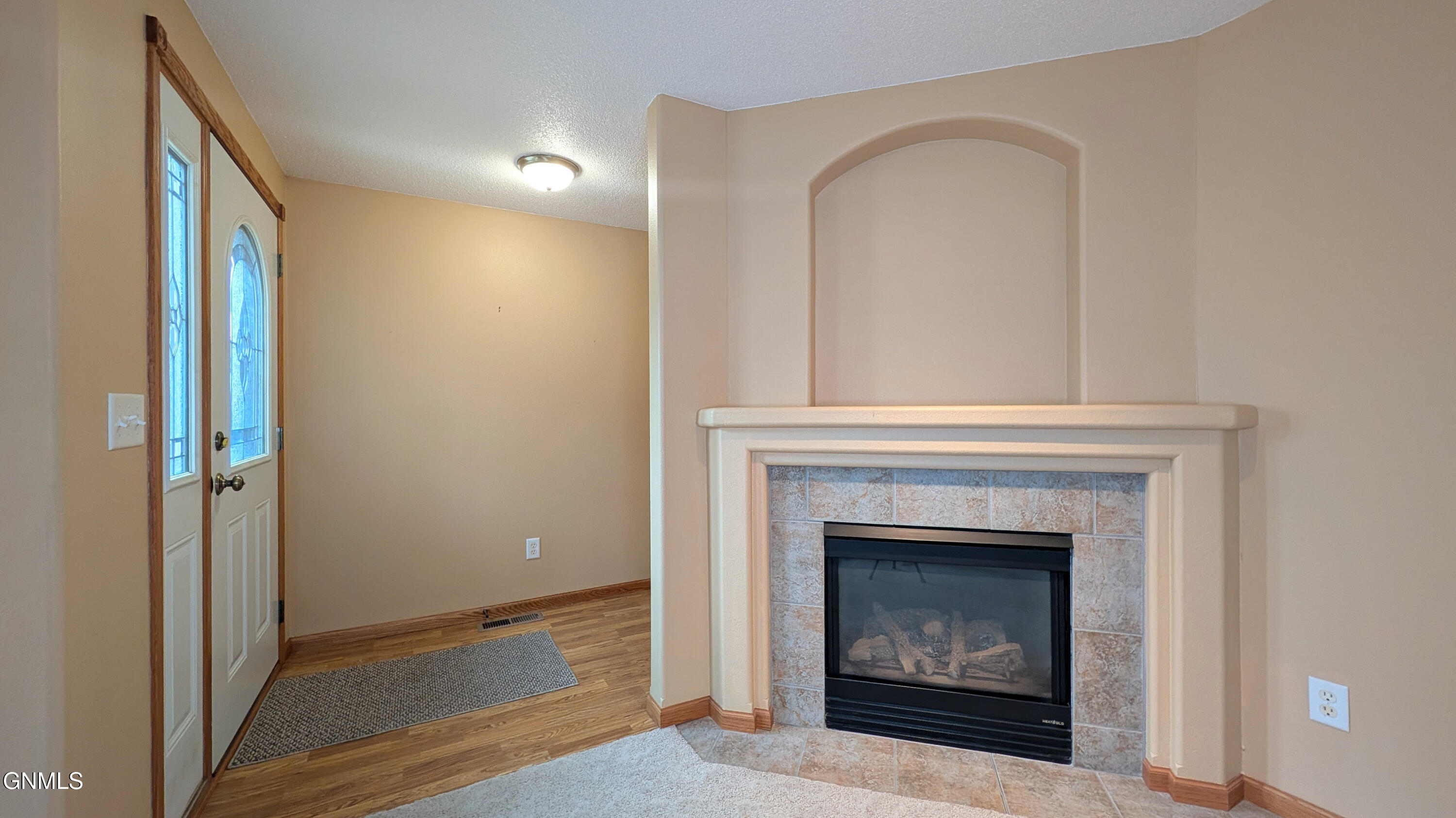1301 33rd Street N, 3