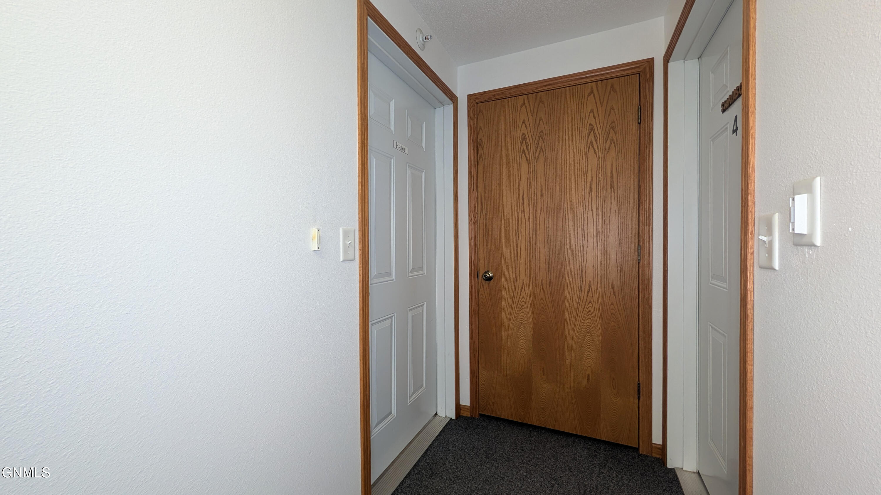 1301 33rd Street N, 3