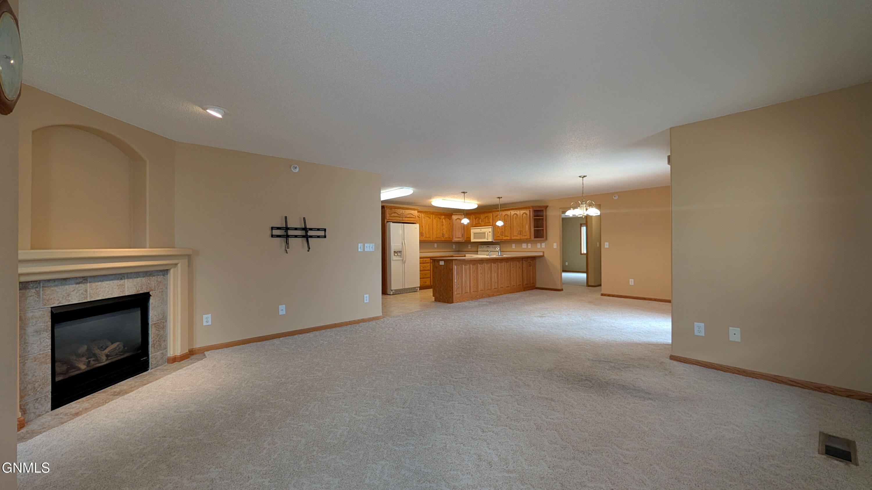 1301 33rd Street N, 3