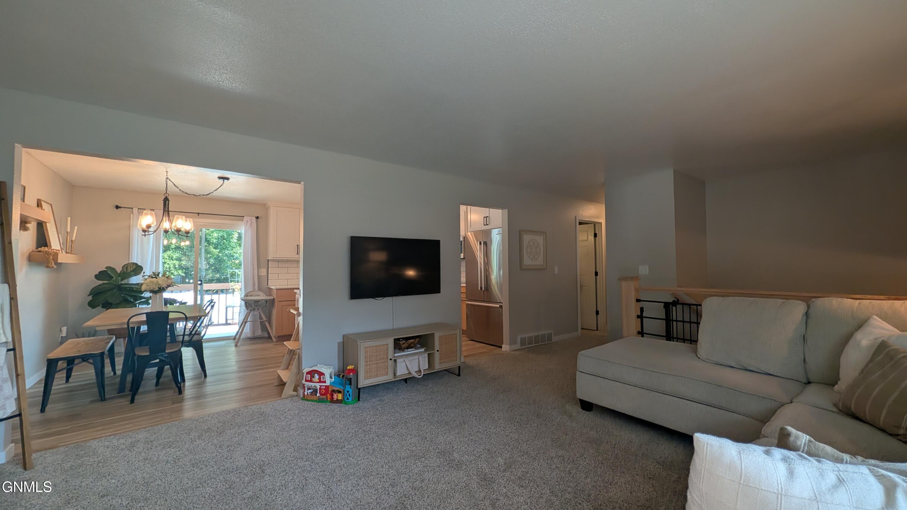 1635 Oakland Drive