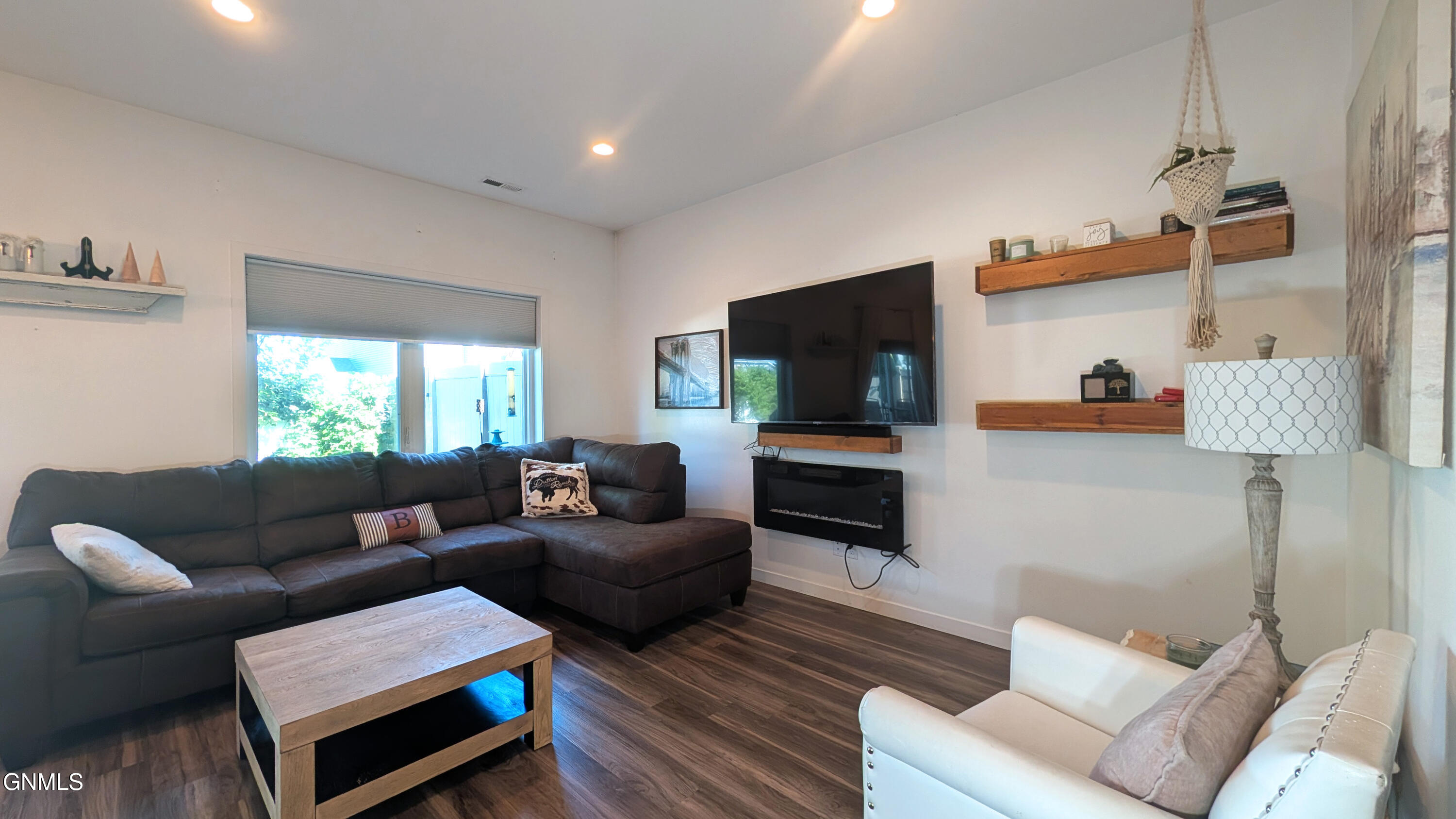 3907 Leighton Drive