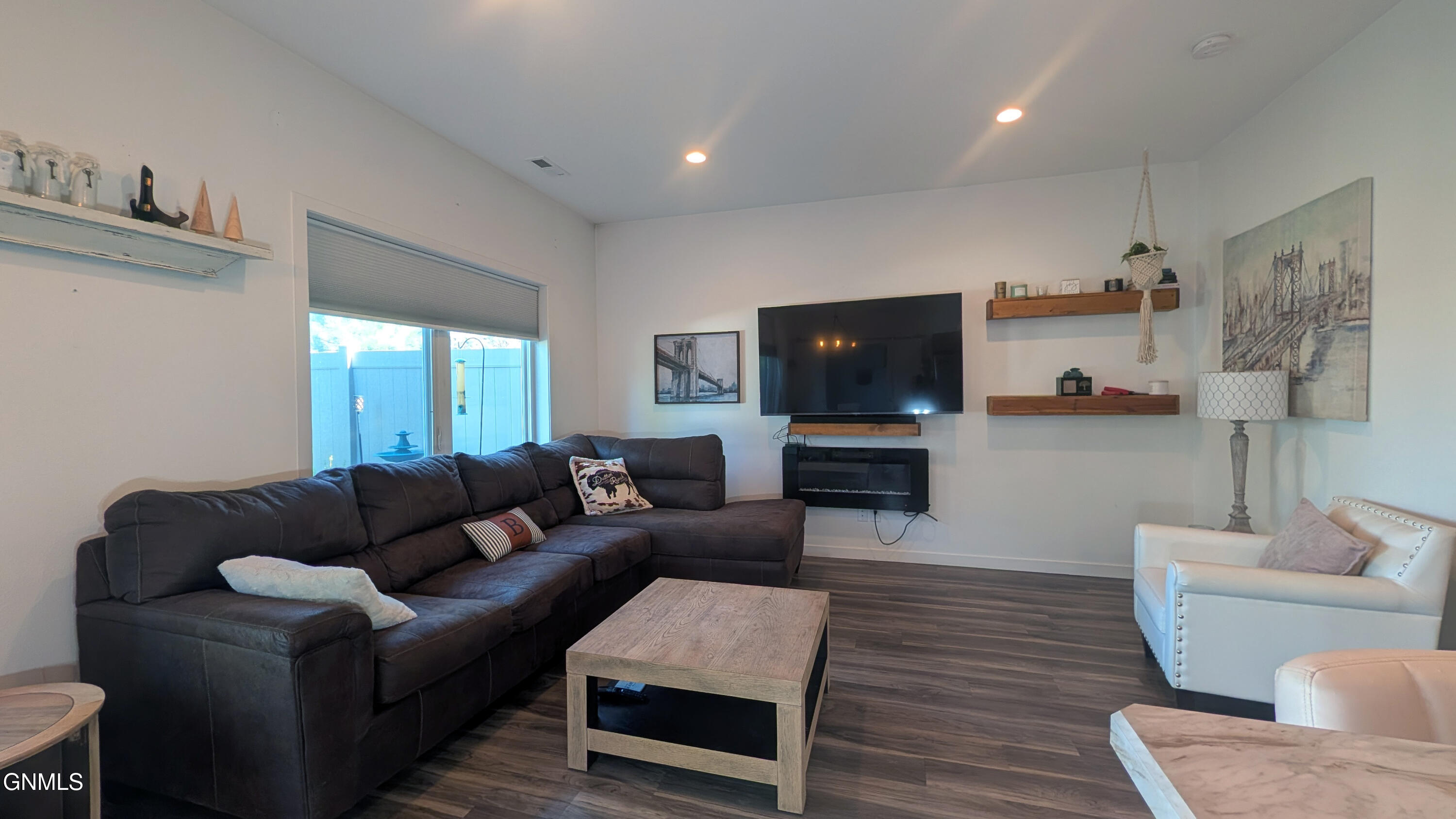 3907 Leighton Drive