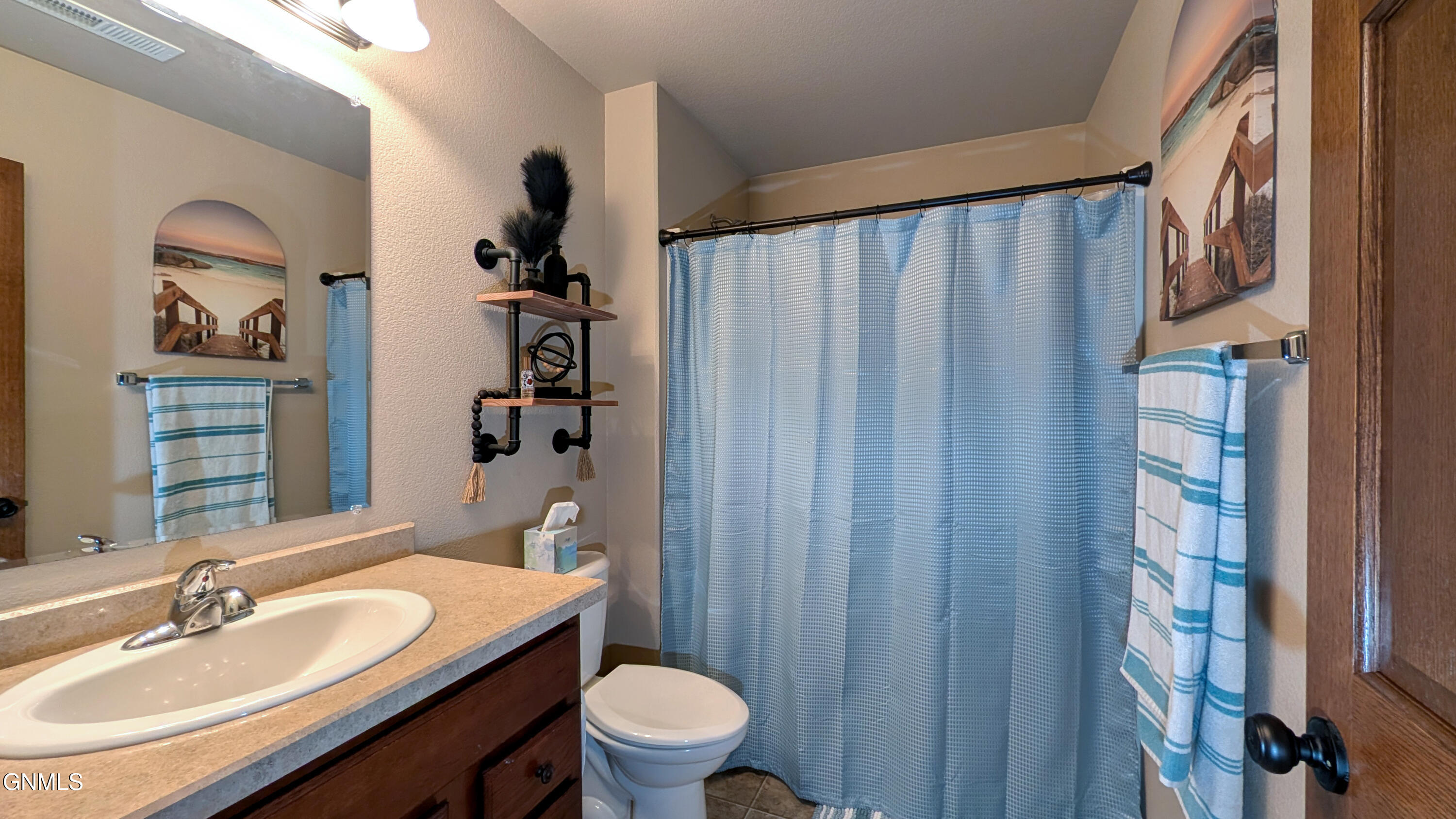 1401 Sharloh Loop, 12