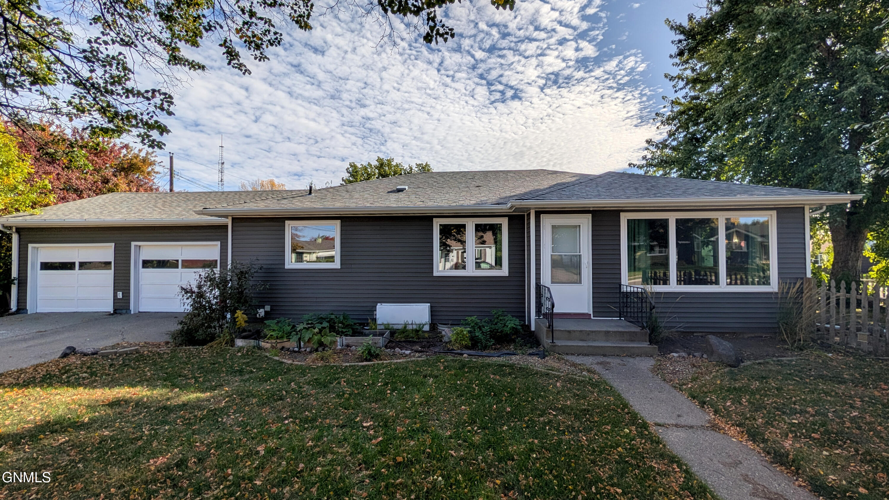 1117 Mandan Street