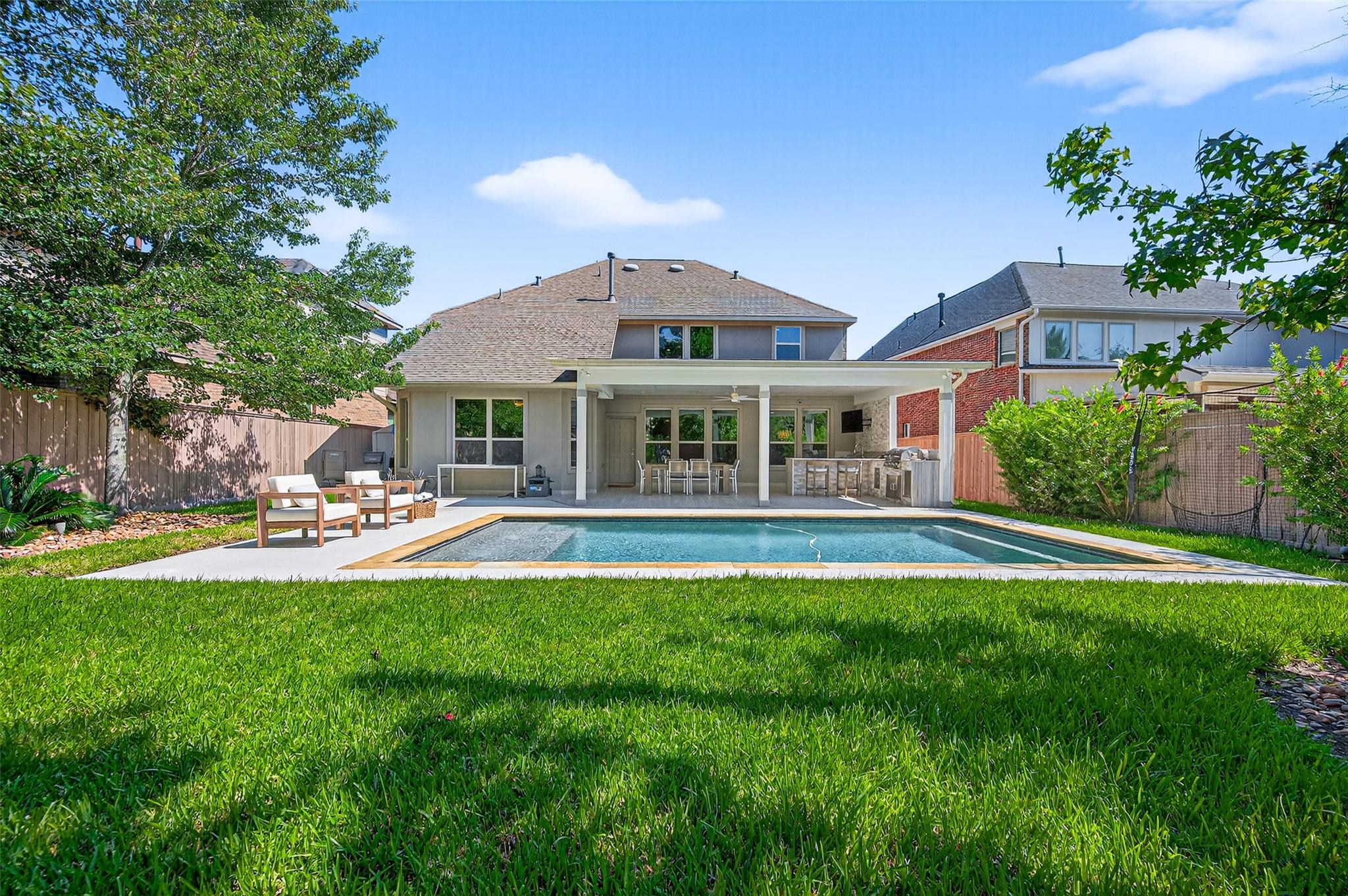 15 Garden Path Place