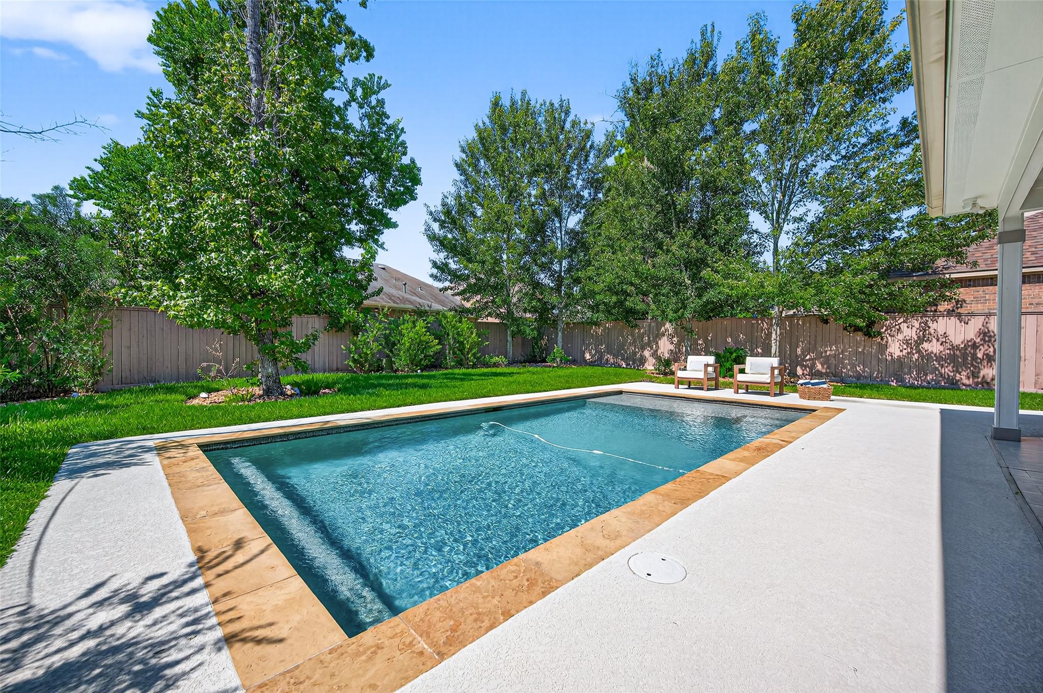 15 Garden Path Place