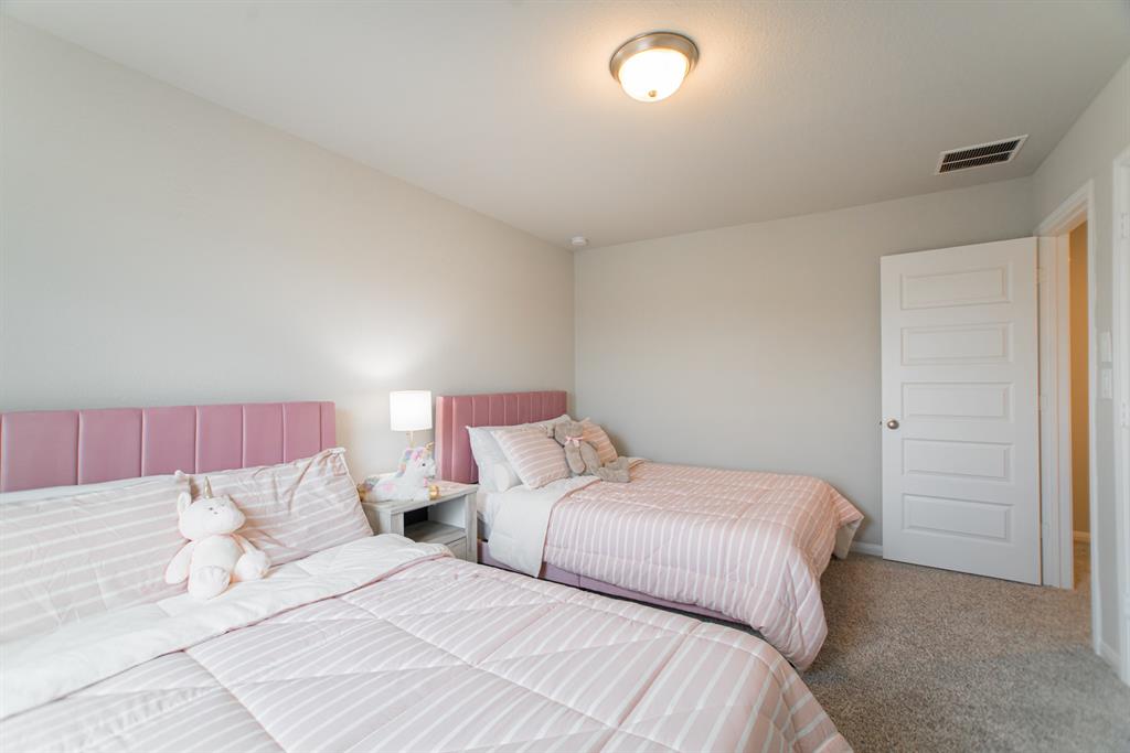 17542 Rosette Grass Drive