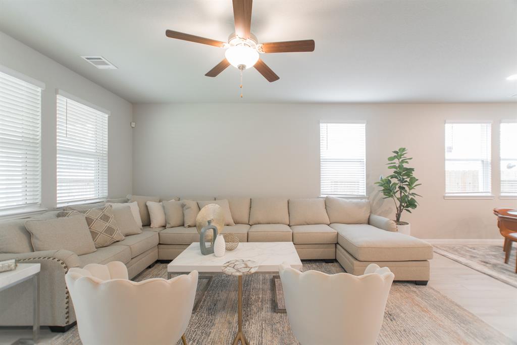 17542 Rosette Grass Drive