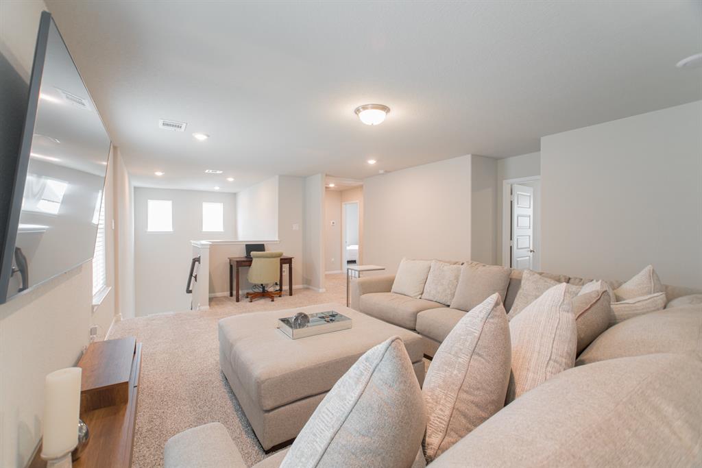17542 Rosette Grass Drive