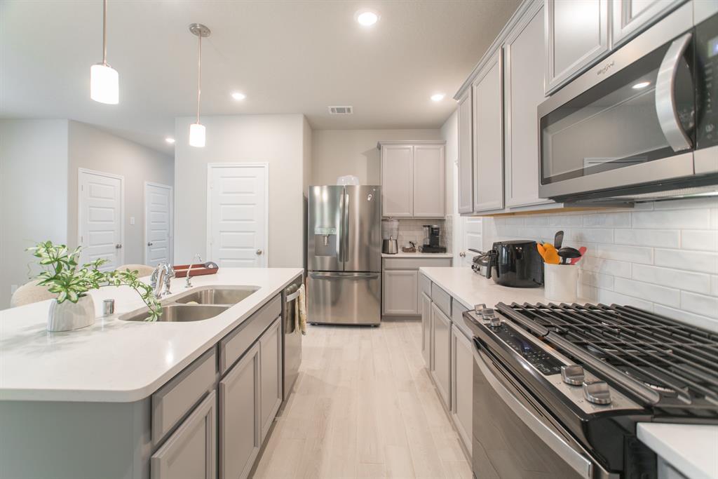 17542 Rosette Grass Drive