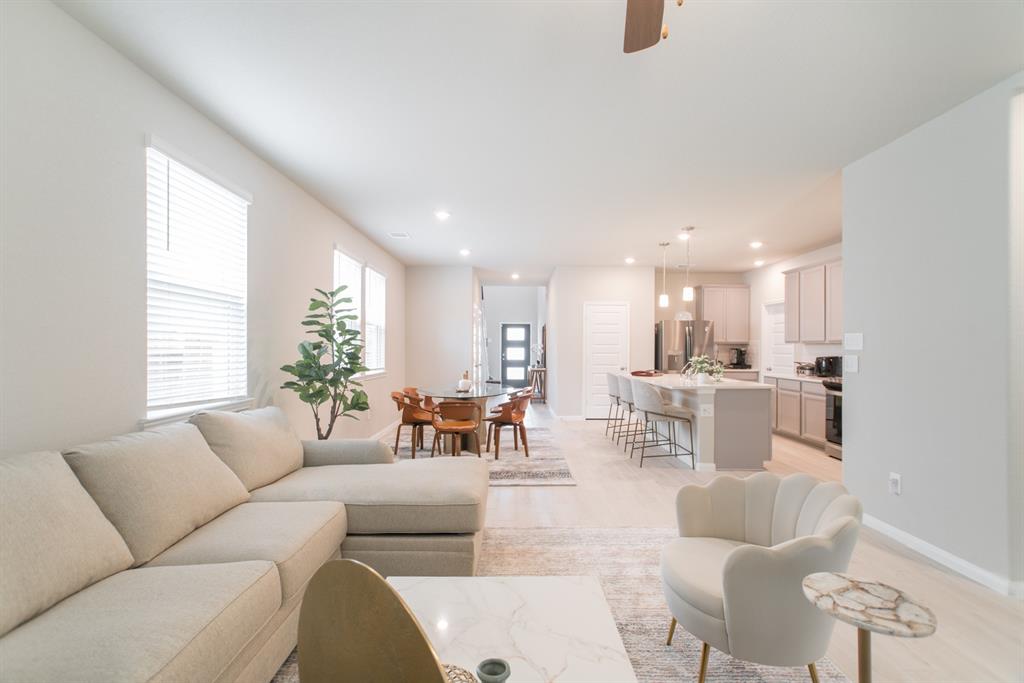17542 Rosette Grass Drive