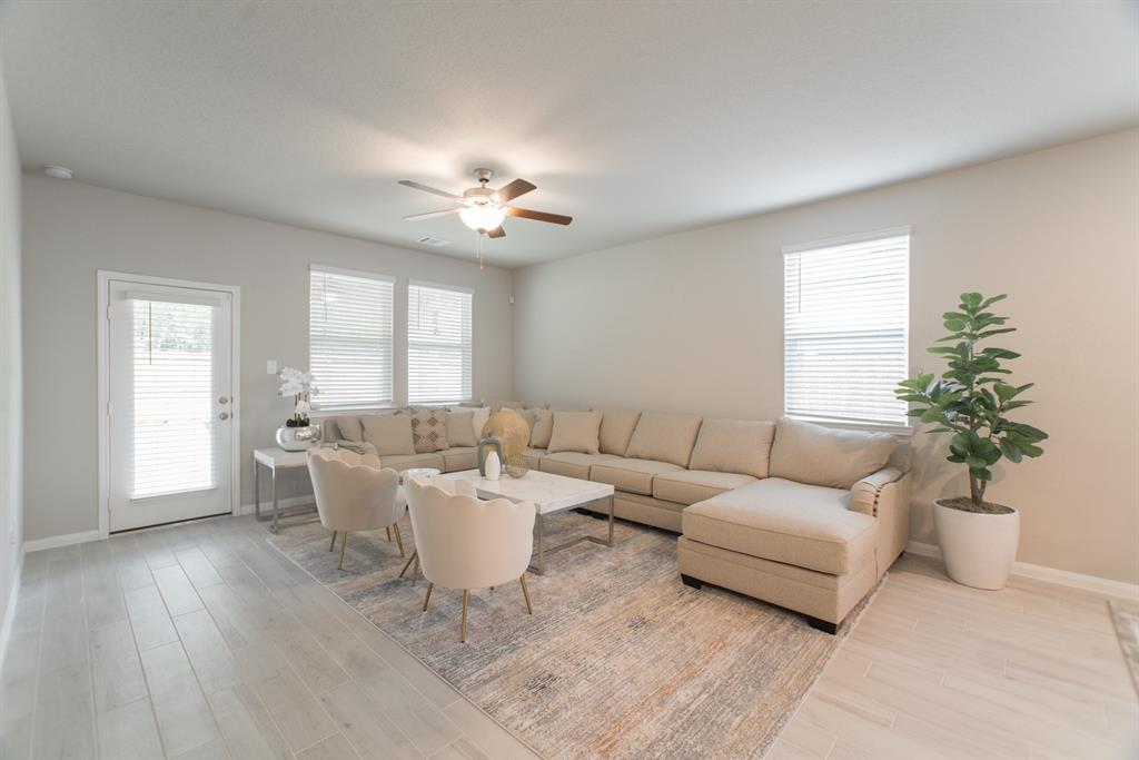 17542 Rosette Grass Drive