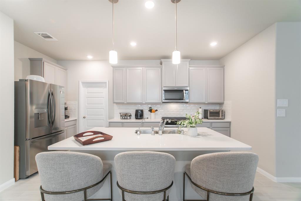 17542 Rosette Grass Drive