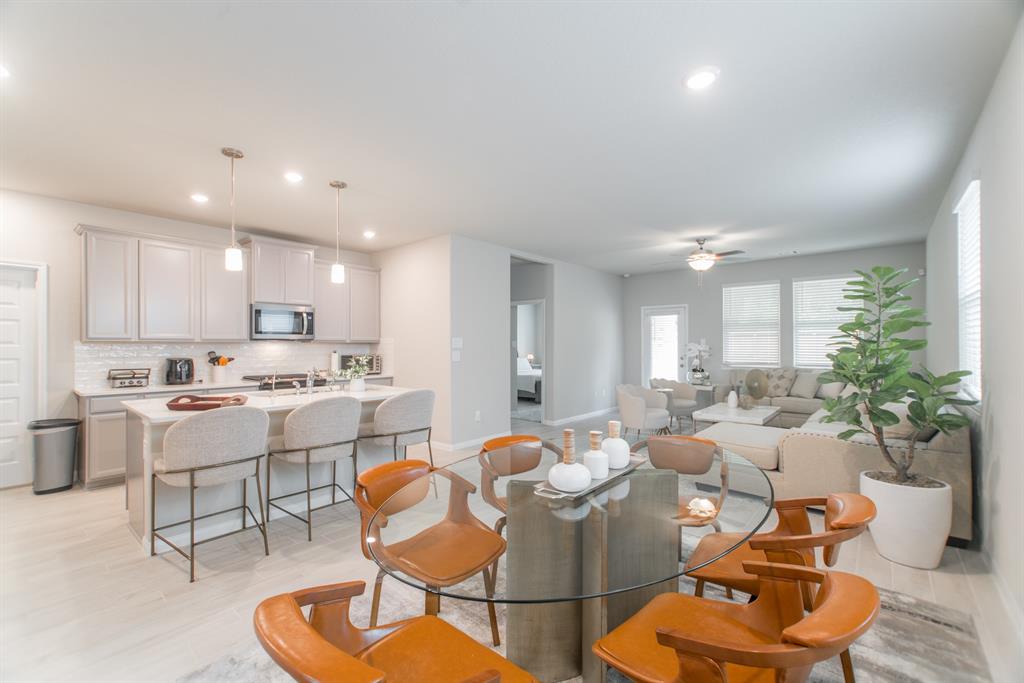 17542 Rosette Grass Drive